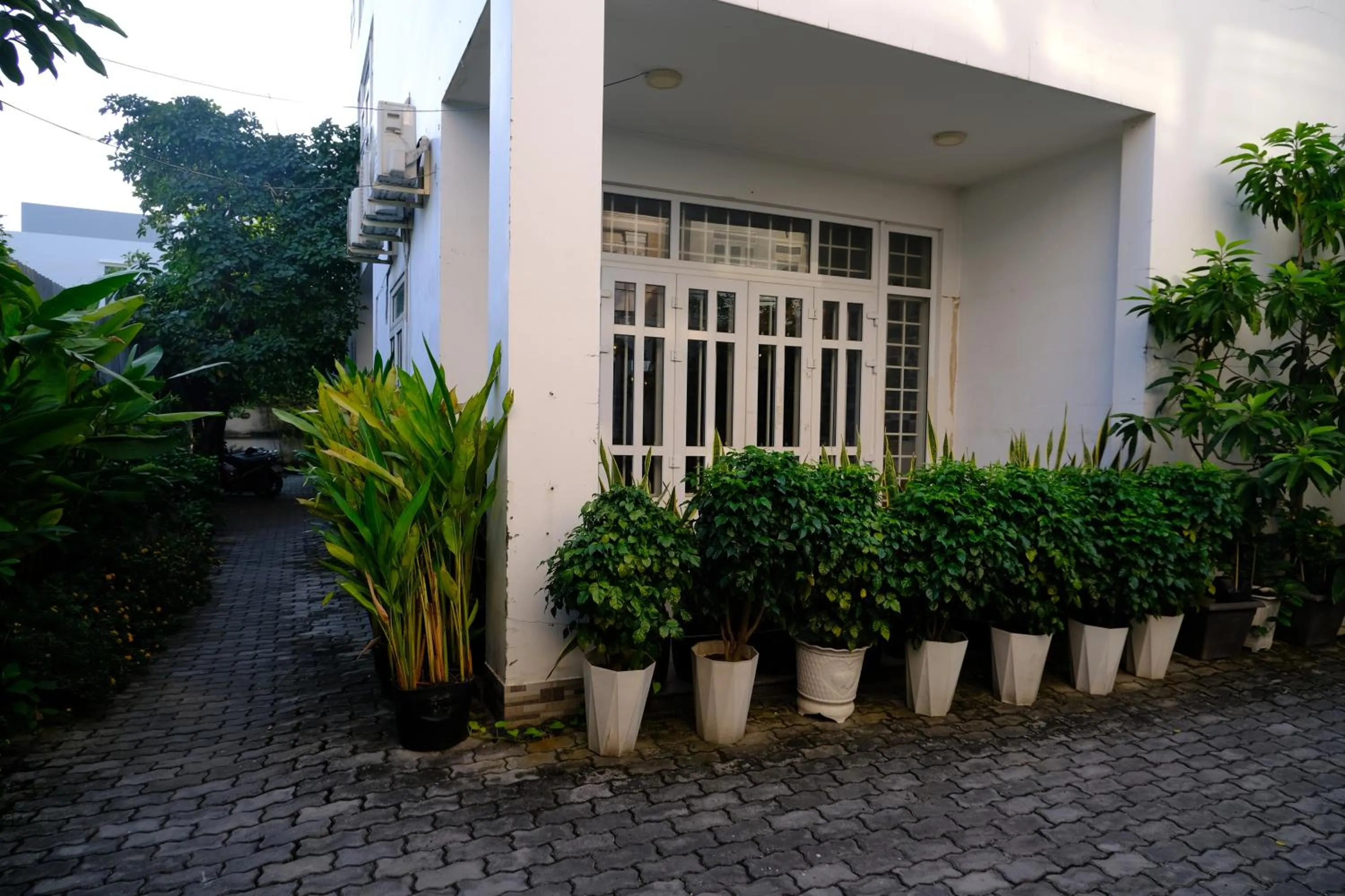 Hoa Phat Hotel & Apartment