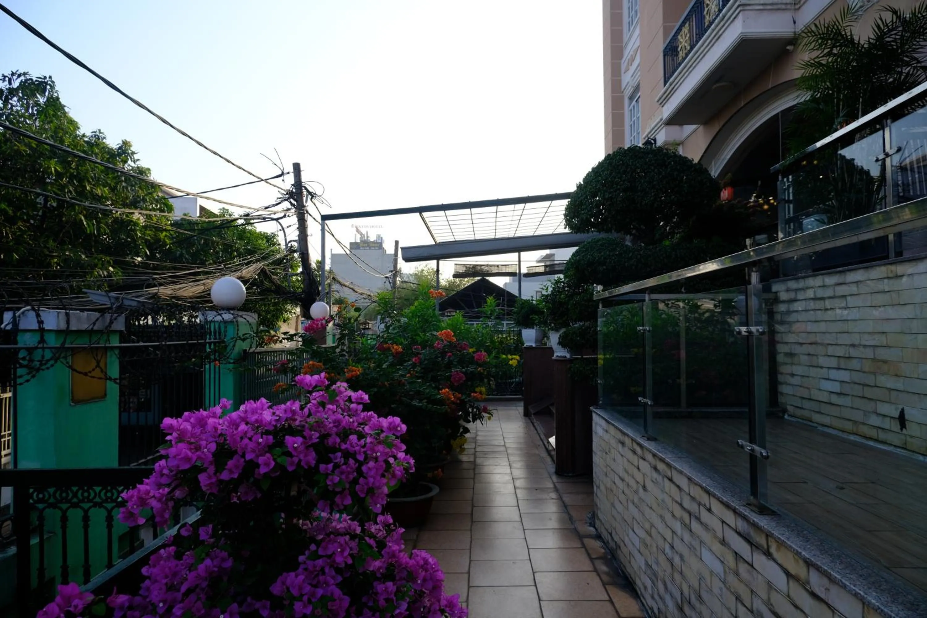 Hoa Phat Hotel & Apartment