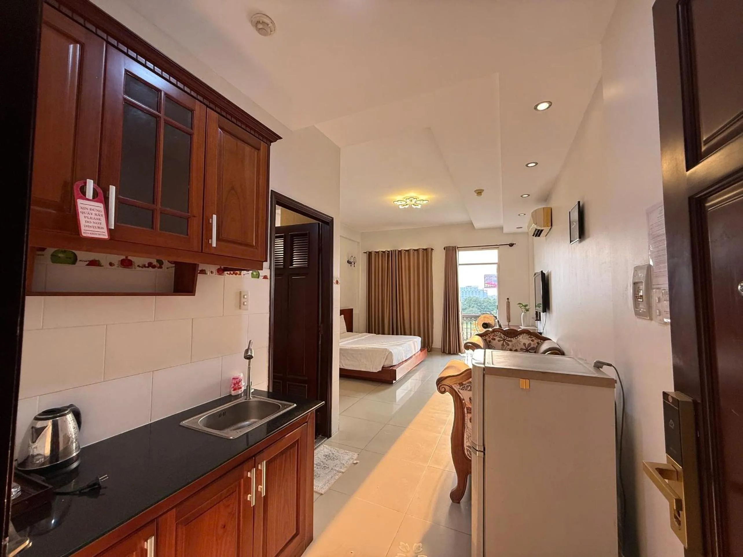 Hoa Phat Hotel & Apartment