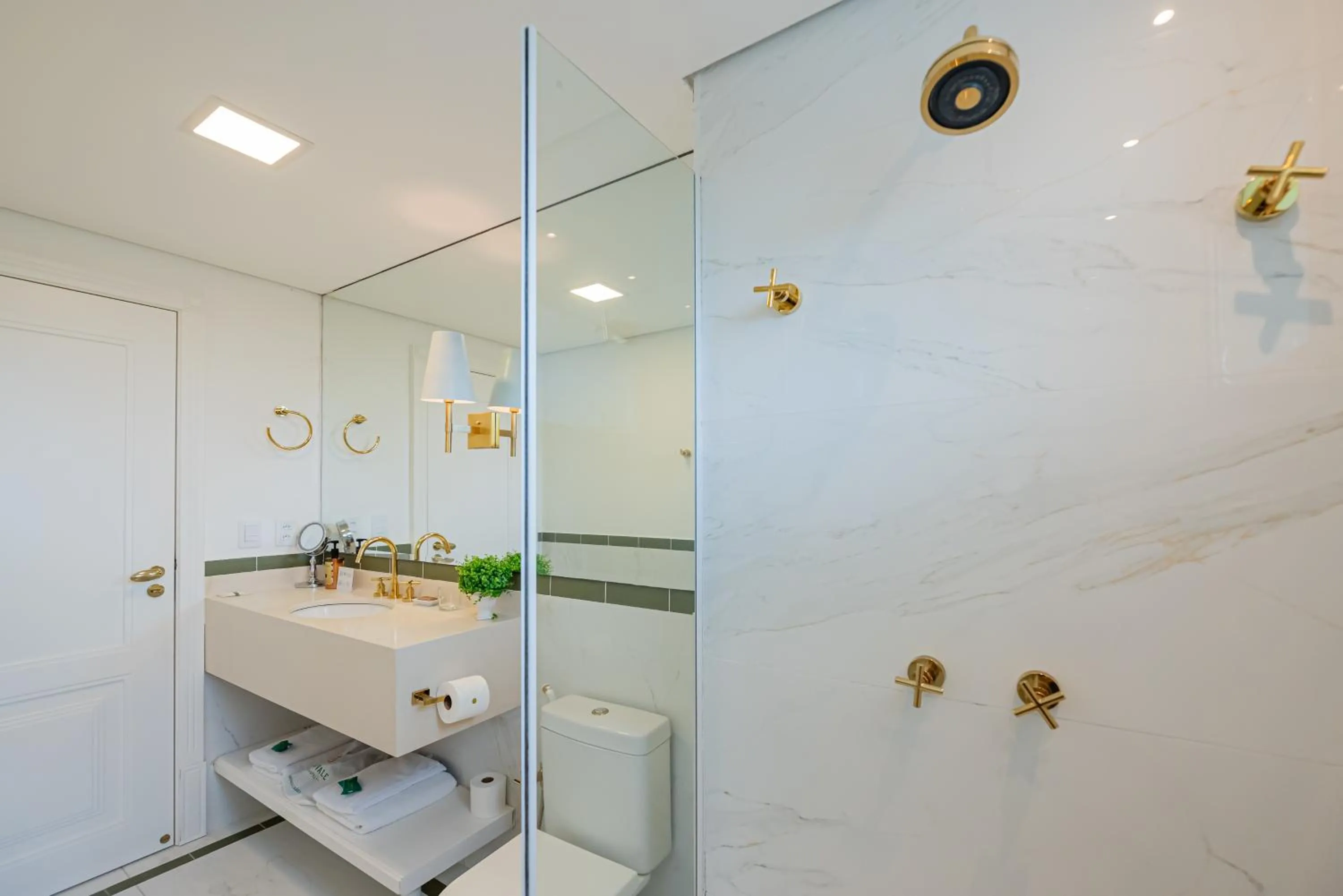 Shower in Villa do Vale Boutique Hotel