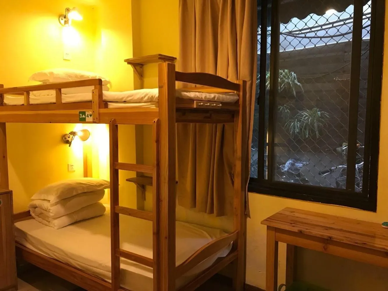 bunk bed, Bed in Hofang Guest House