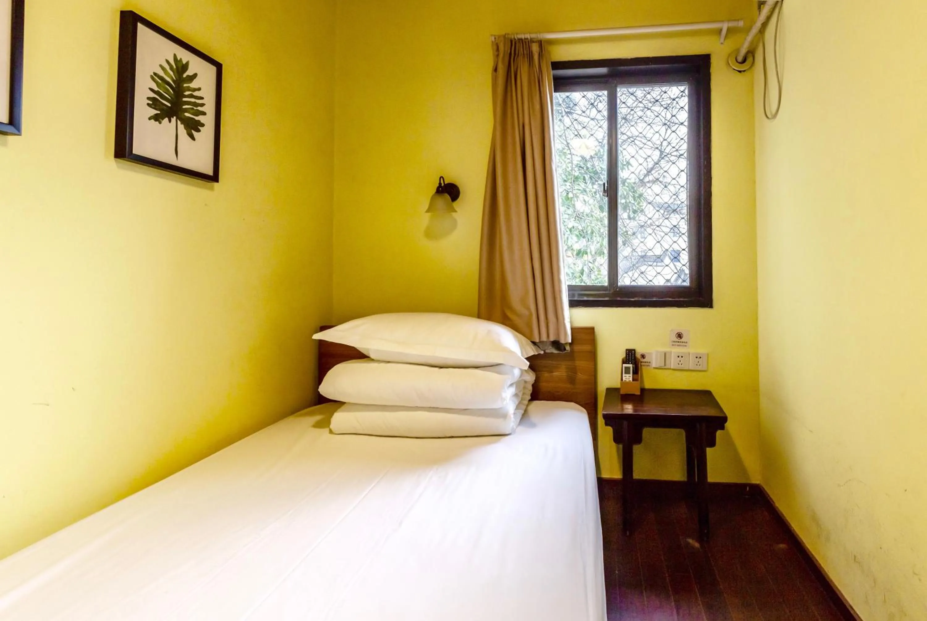 Bedroom, Bed in Hofang Guest House