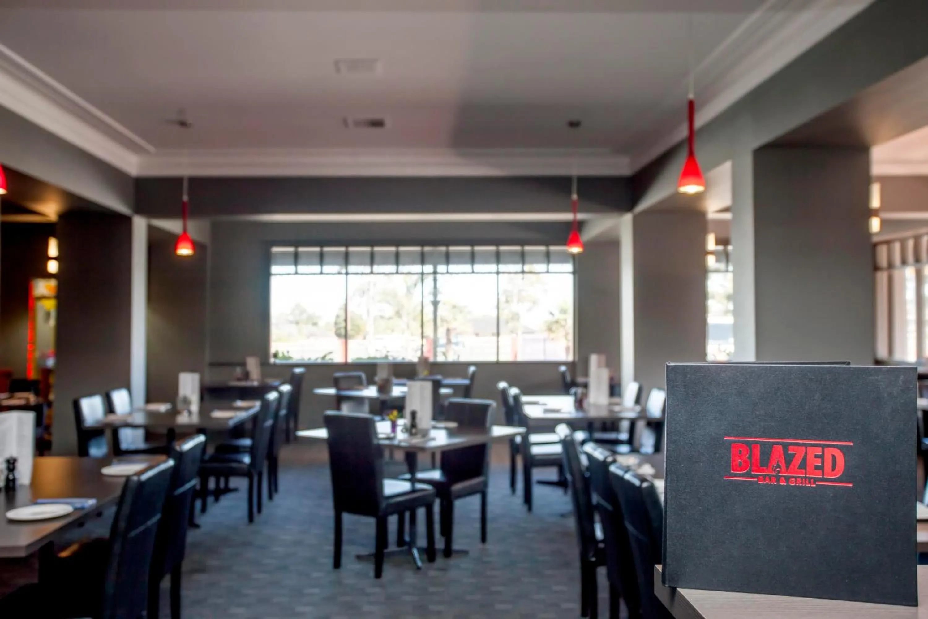 Restaurant/places to eat in Sunshine Motor Inn