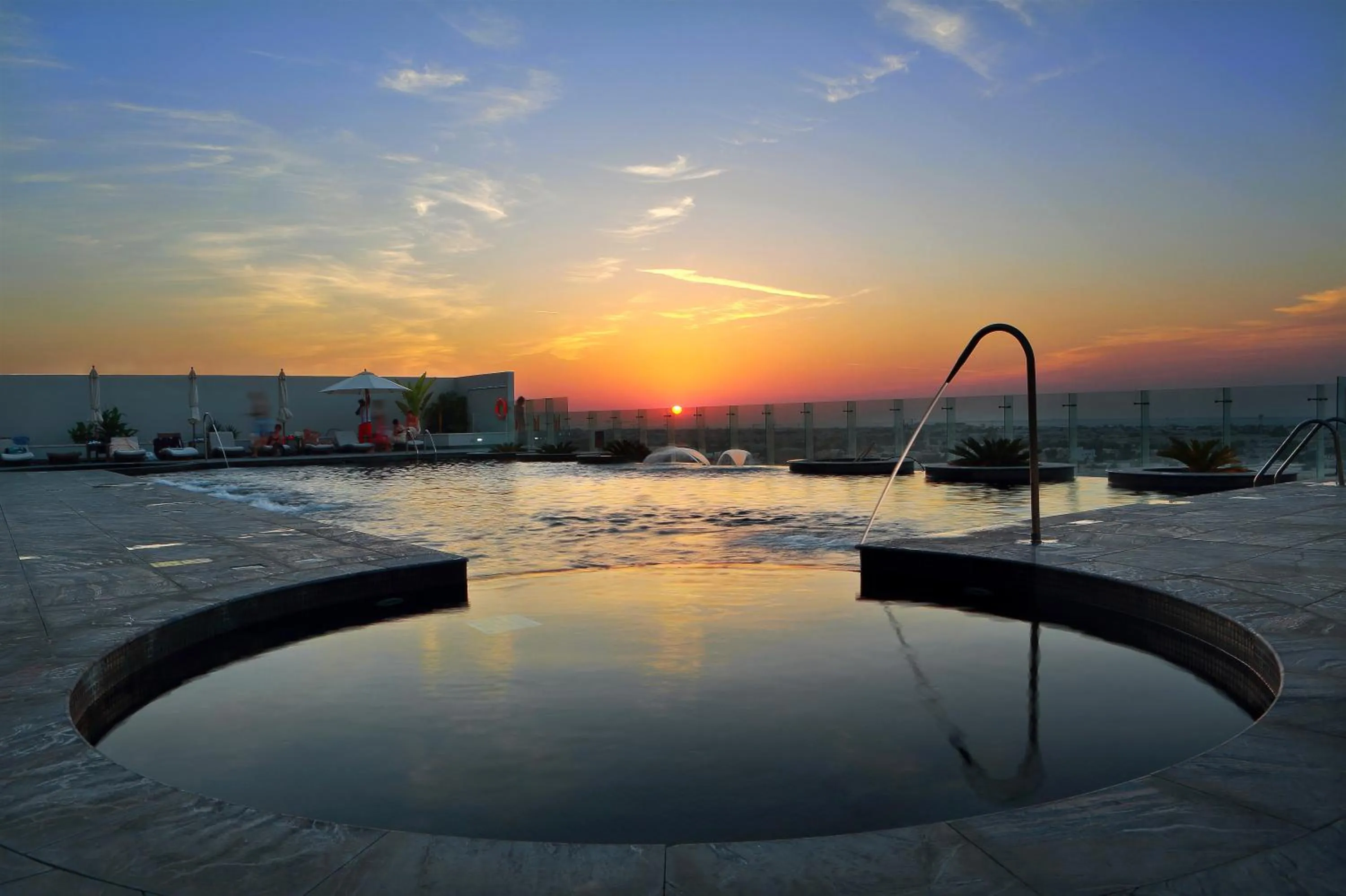 Swimming pool in The Tower Plaza Hotel Dubai