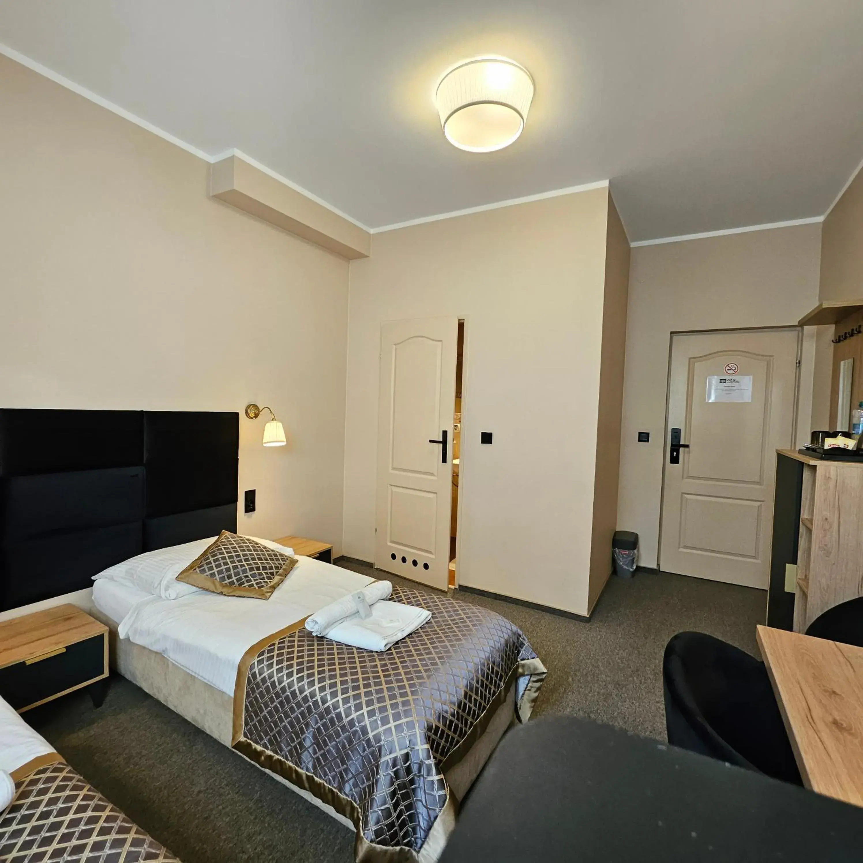 Double Room in Willa Kłodzko-Zacisze - Wellness & Fitness Double Room in Willa Kłodzko-Zacisze - Wellness & Fitness