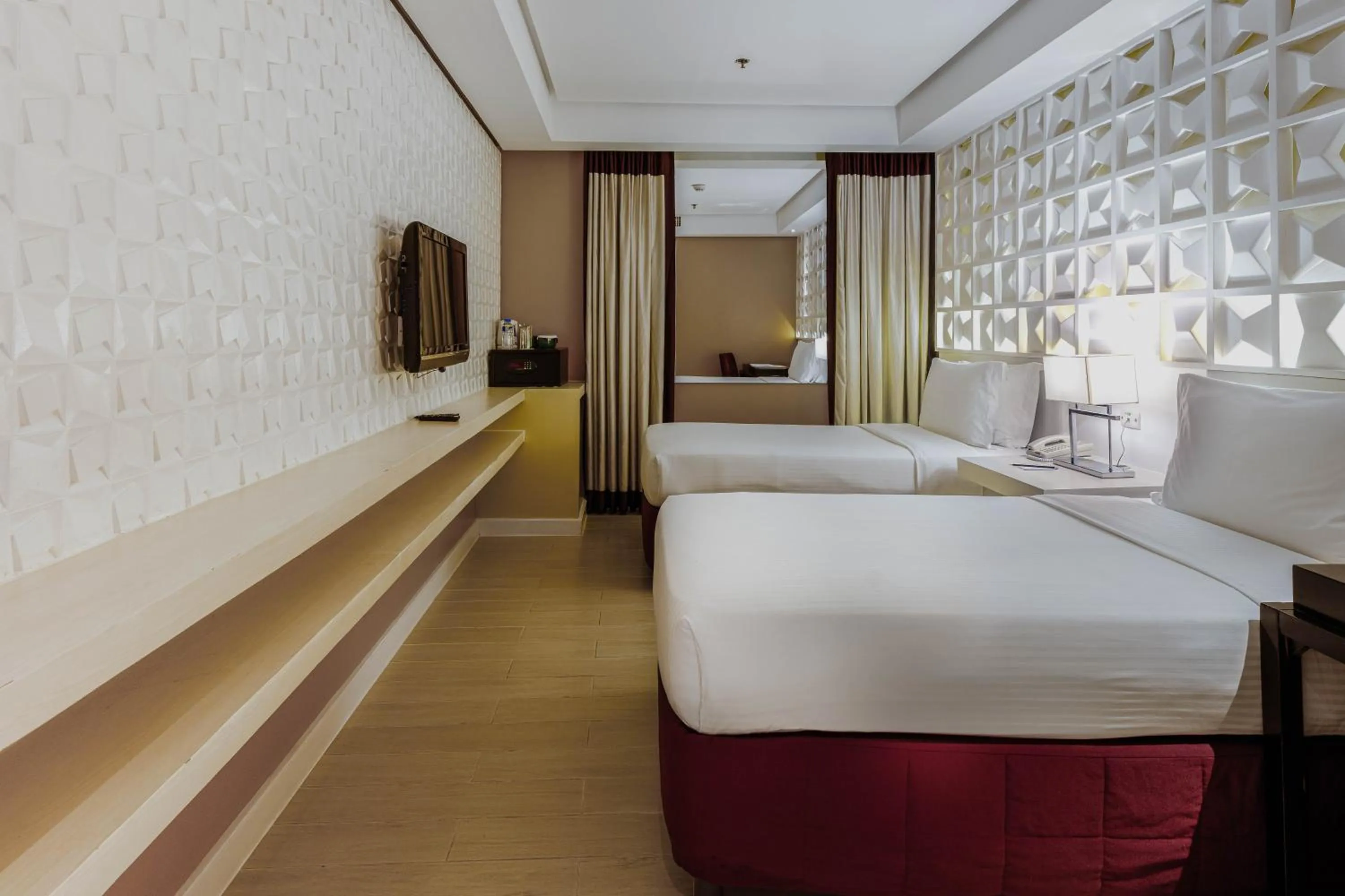 Bedroom, Bed in The Bayleaf Intramuros