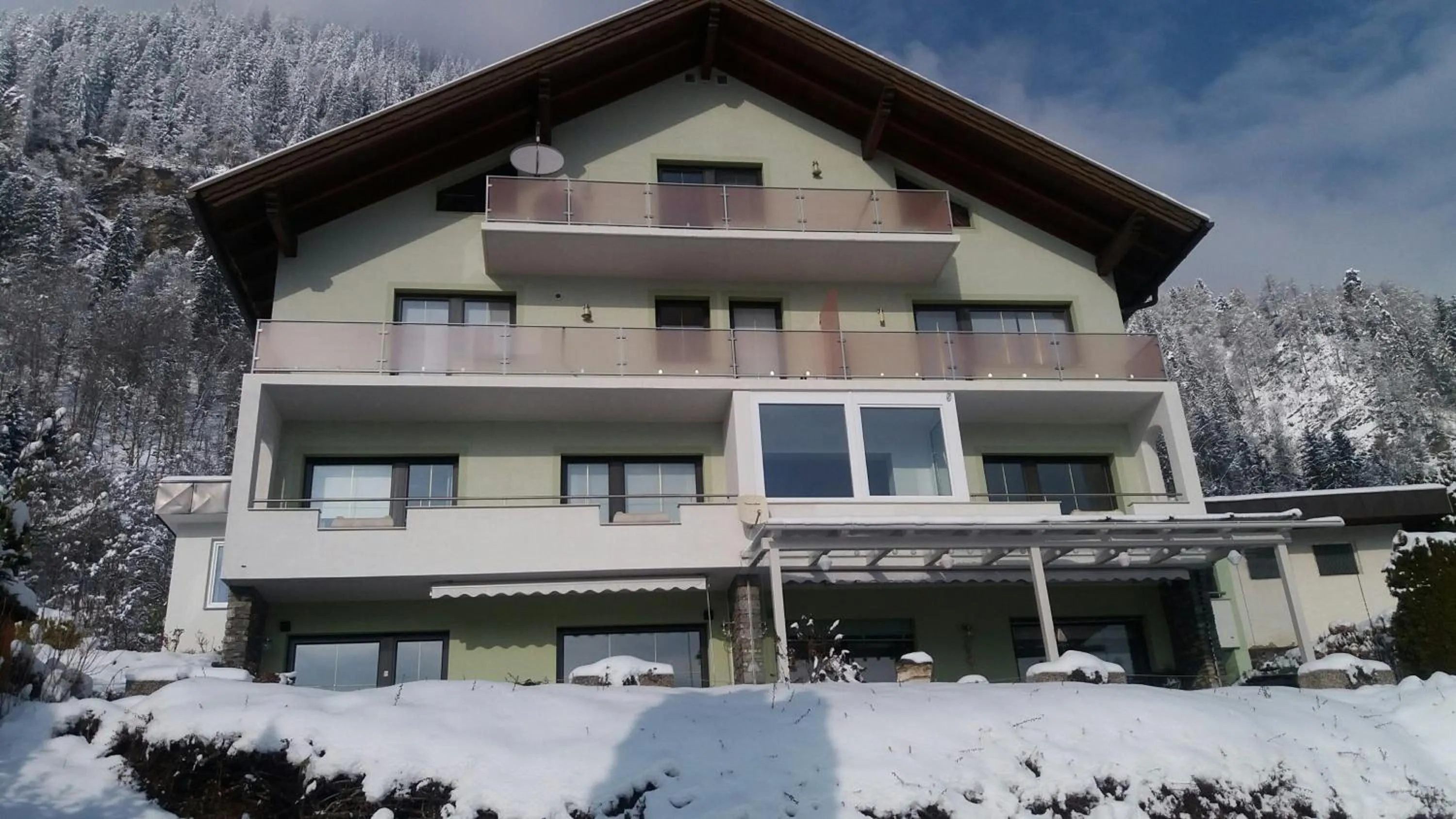 Property building in Gästehaus Tarmann