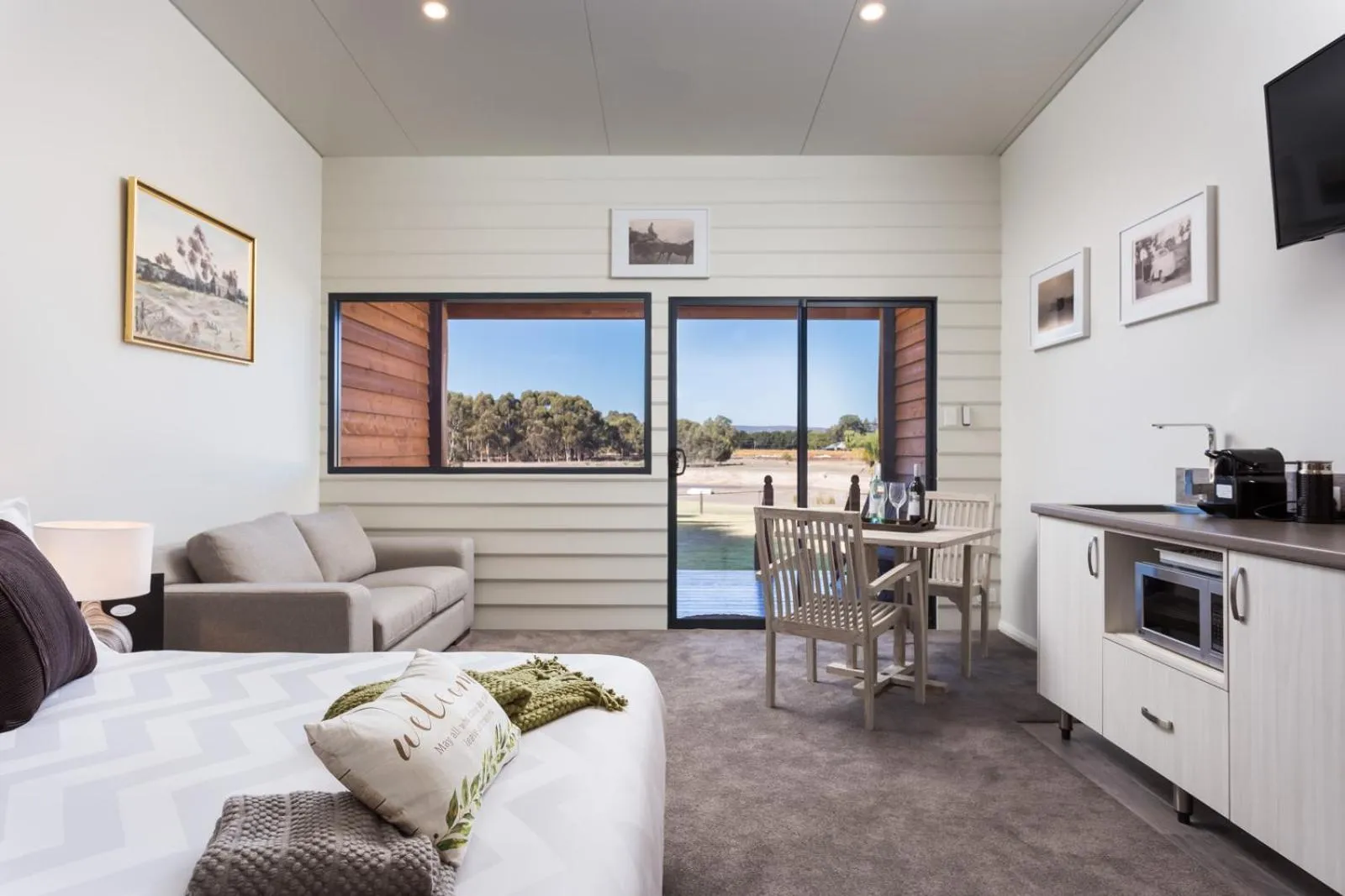 Bedroom in The Swan Valley Retreat