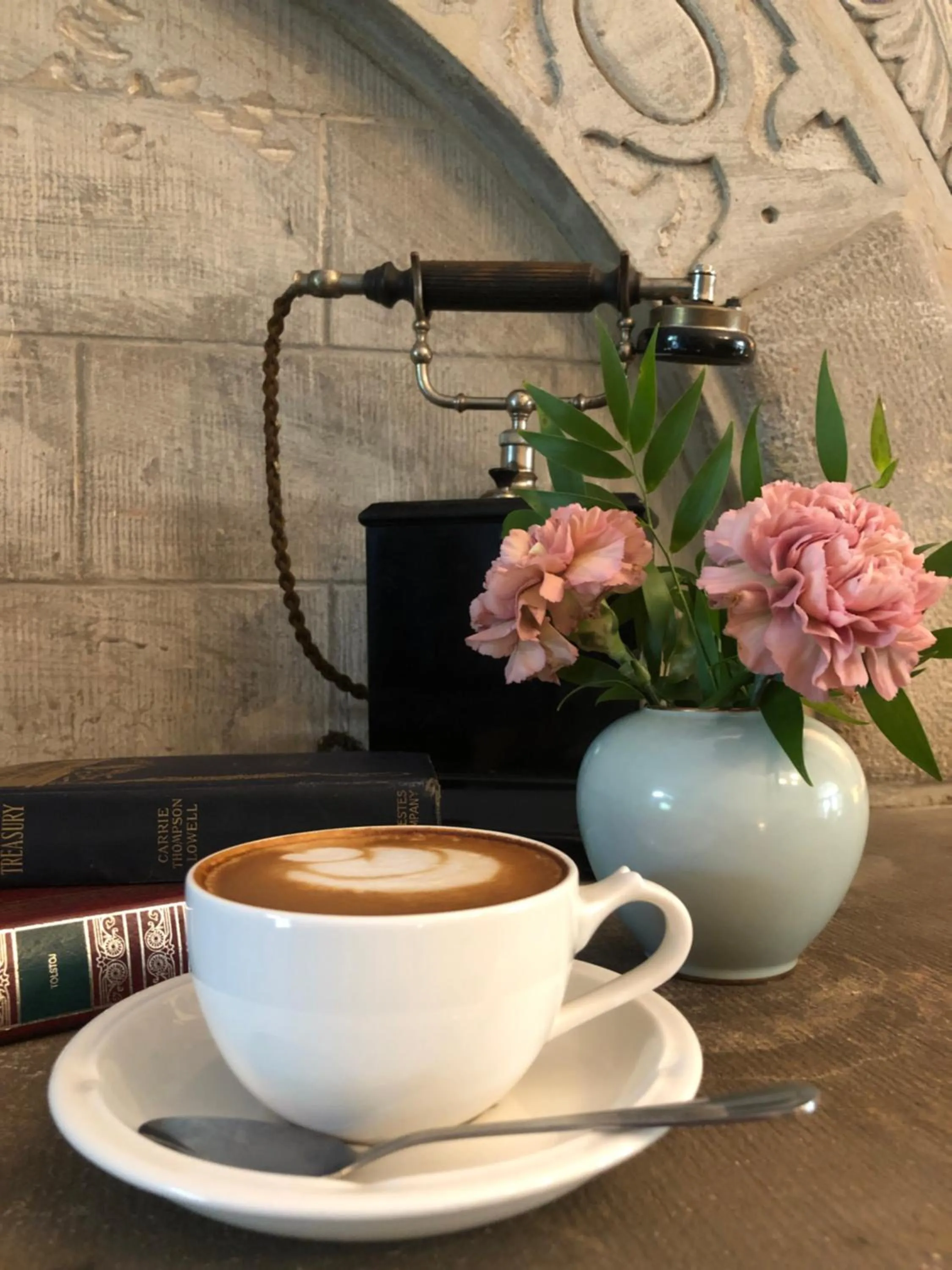 Coffee/tea facilities in Pałac Krobielowice