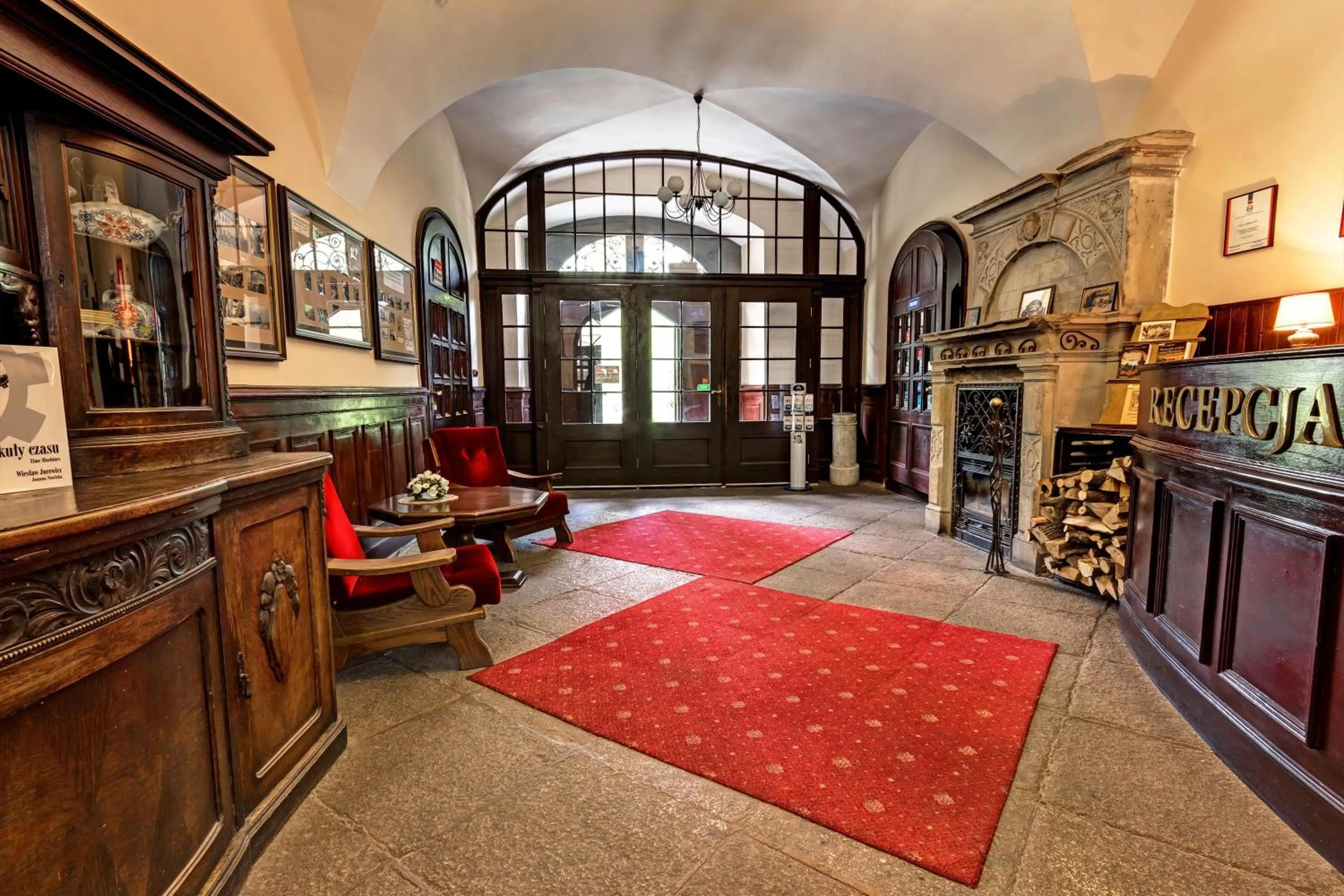 Decorative detail in Pałac Krobielowice