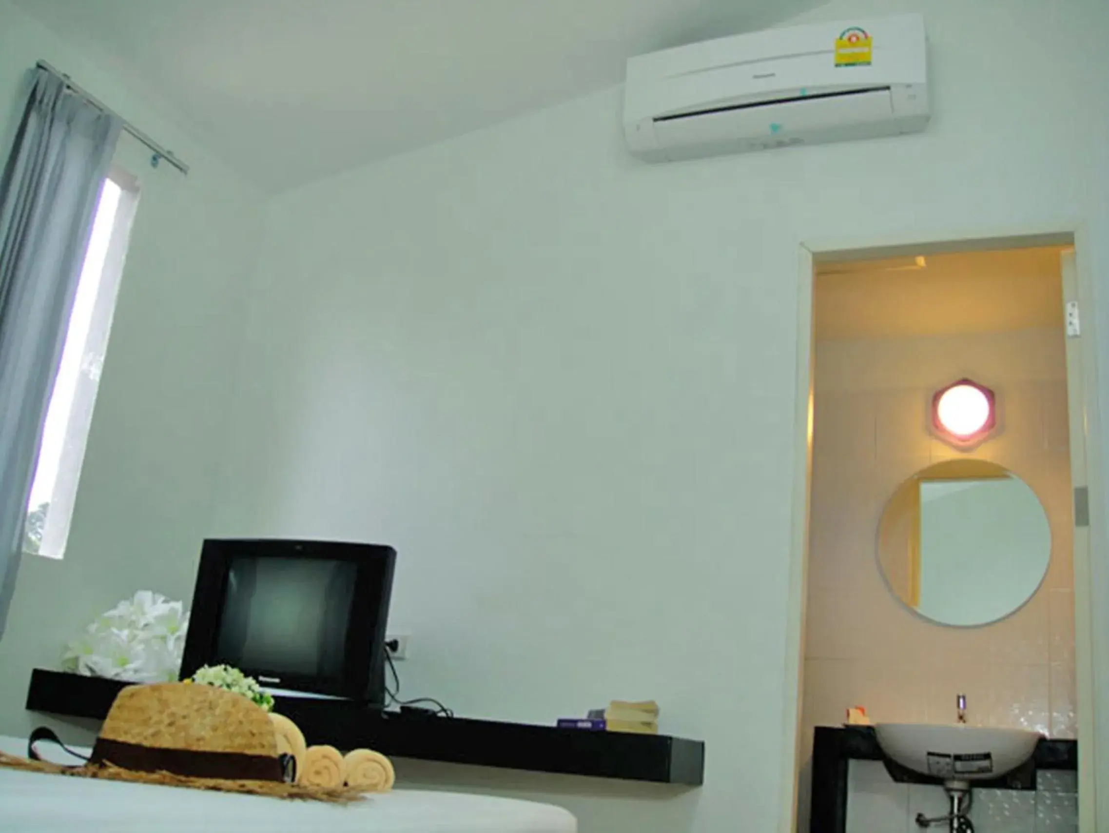 Other in Harmony Bed & Bakery Other in Harmony Bed & Bakery