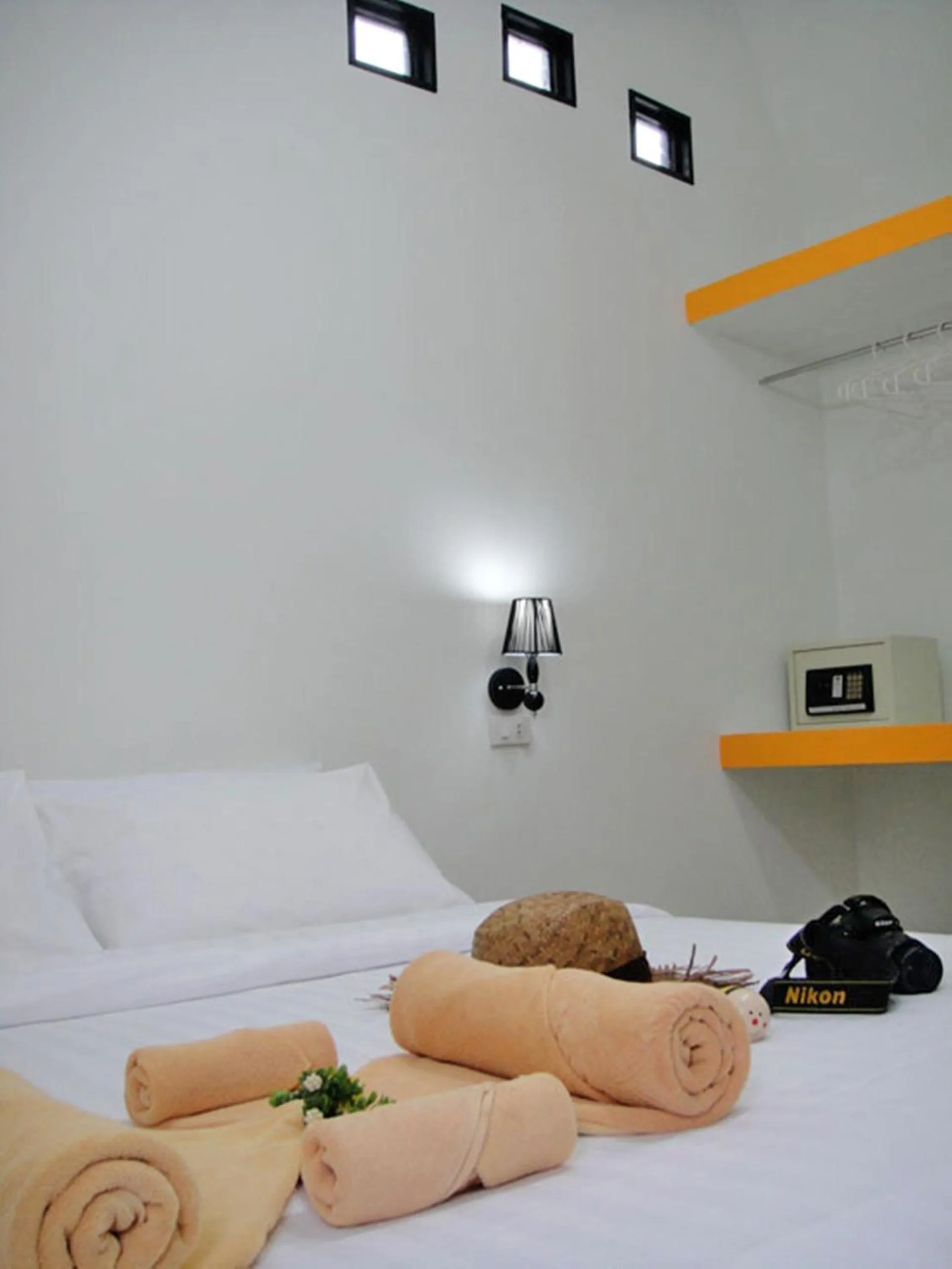 Bed in Harmony Bed & Bakery