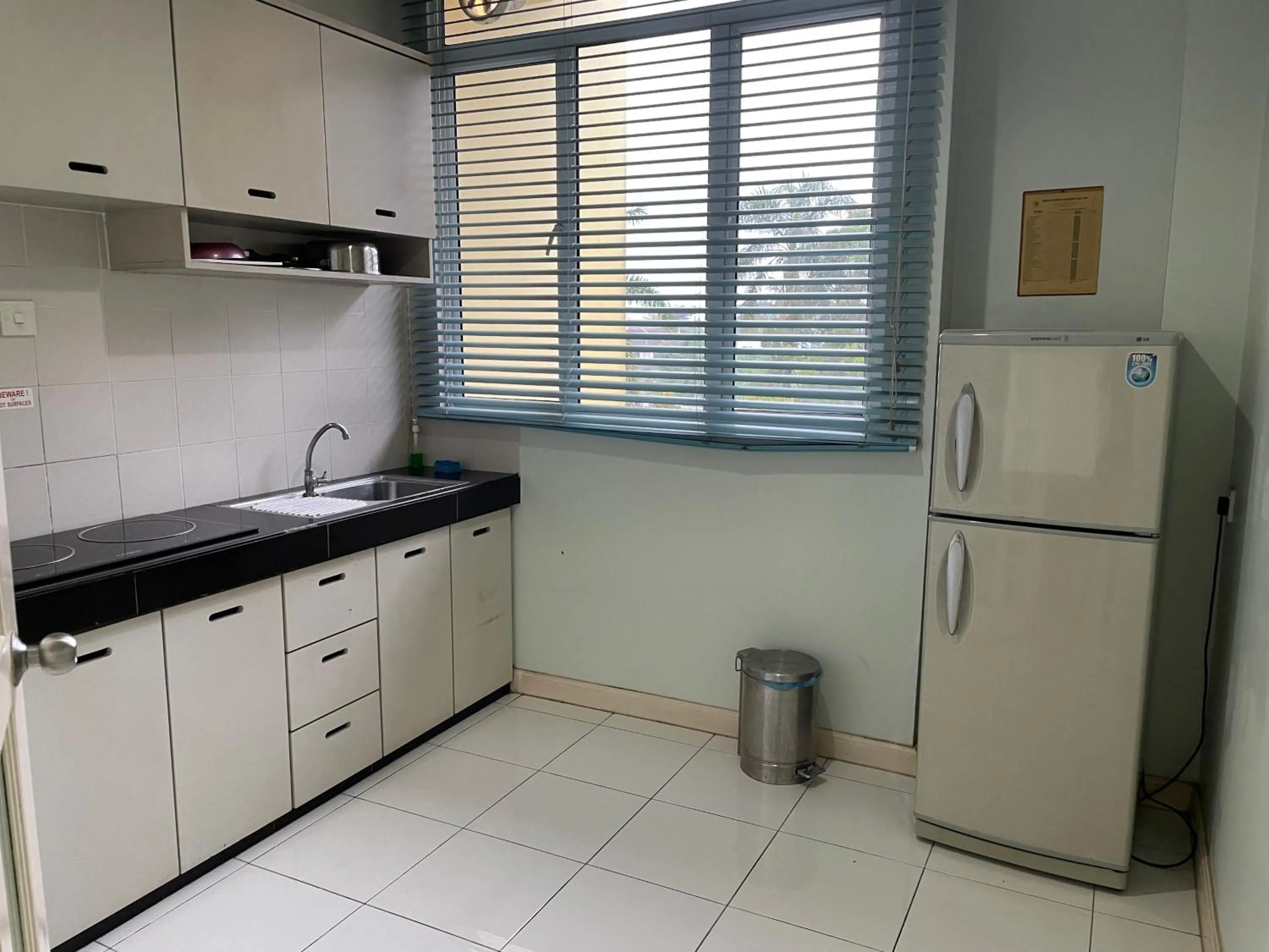 Kitchen or kitchenette in Song Service Apartment formerly known as Jinhold Service Apartment