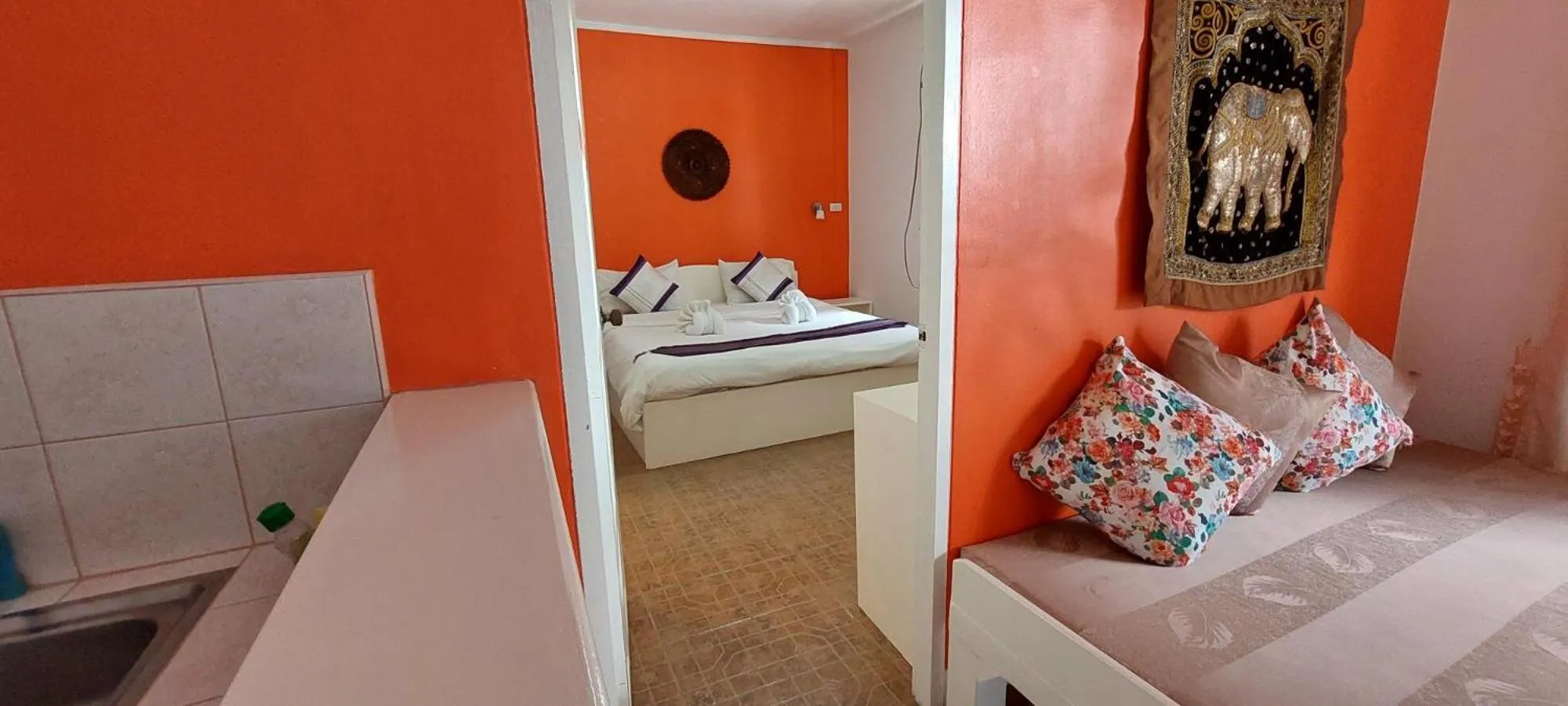 Photo of the whole room, Bed in Loma Resort