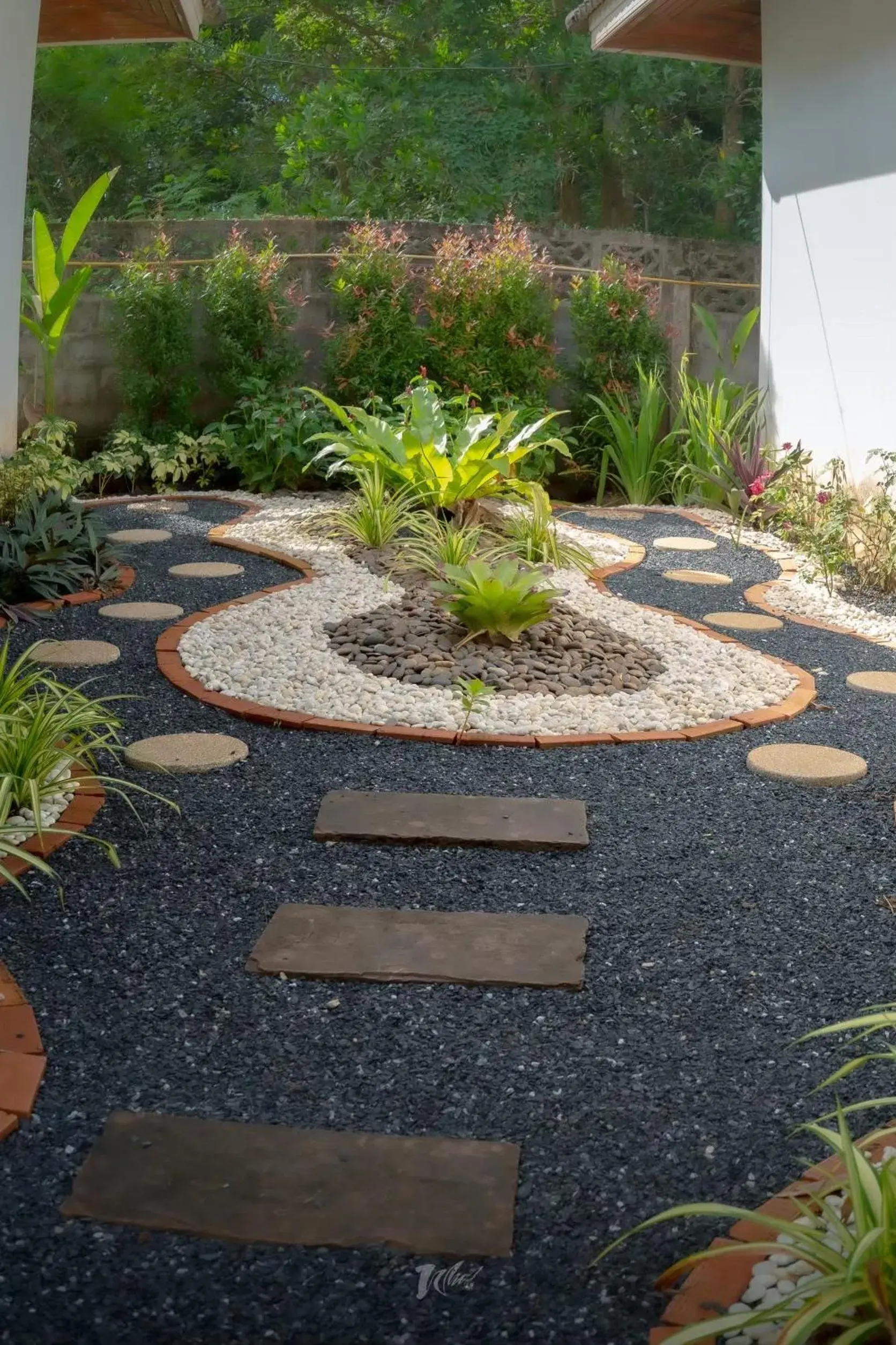 Restaurant/places to eat in Loma Resort Restaurant/places to eat in Loma Resort