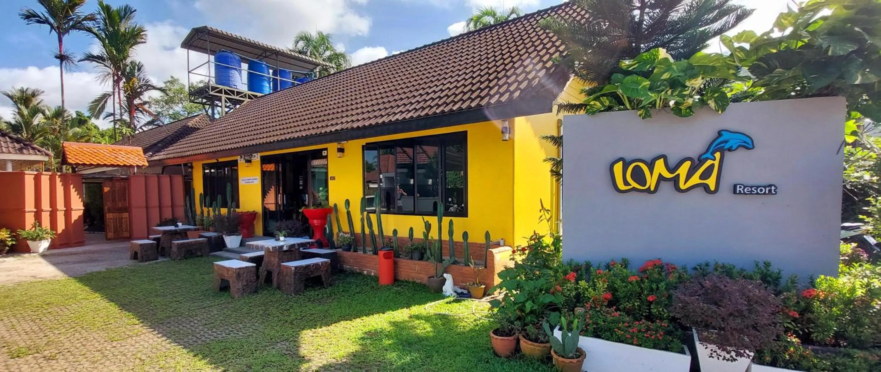 Property building in Loma Resort