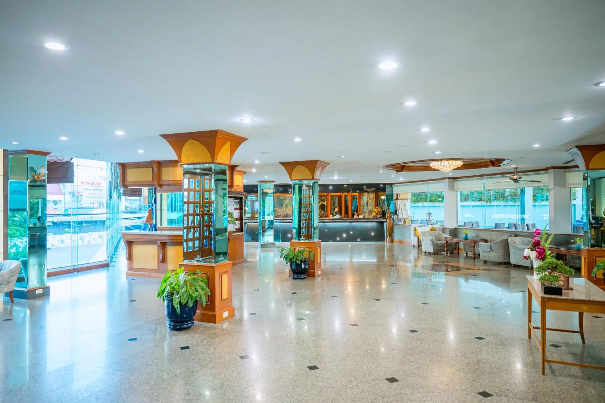 Viang Tak Riverside Hotel