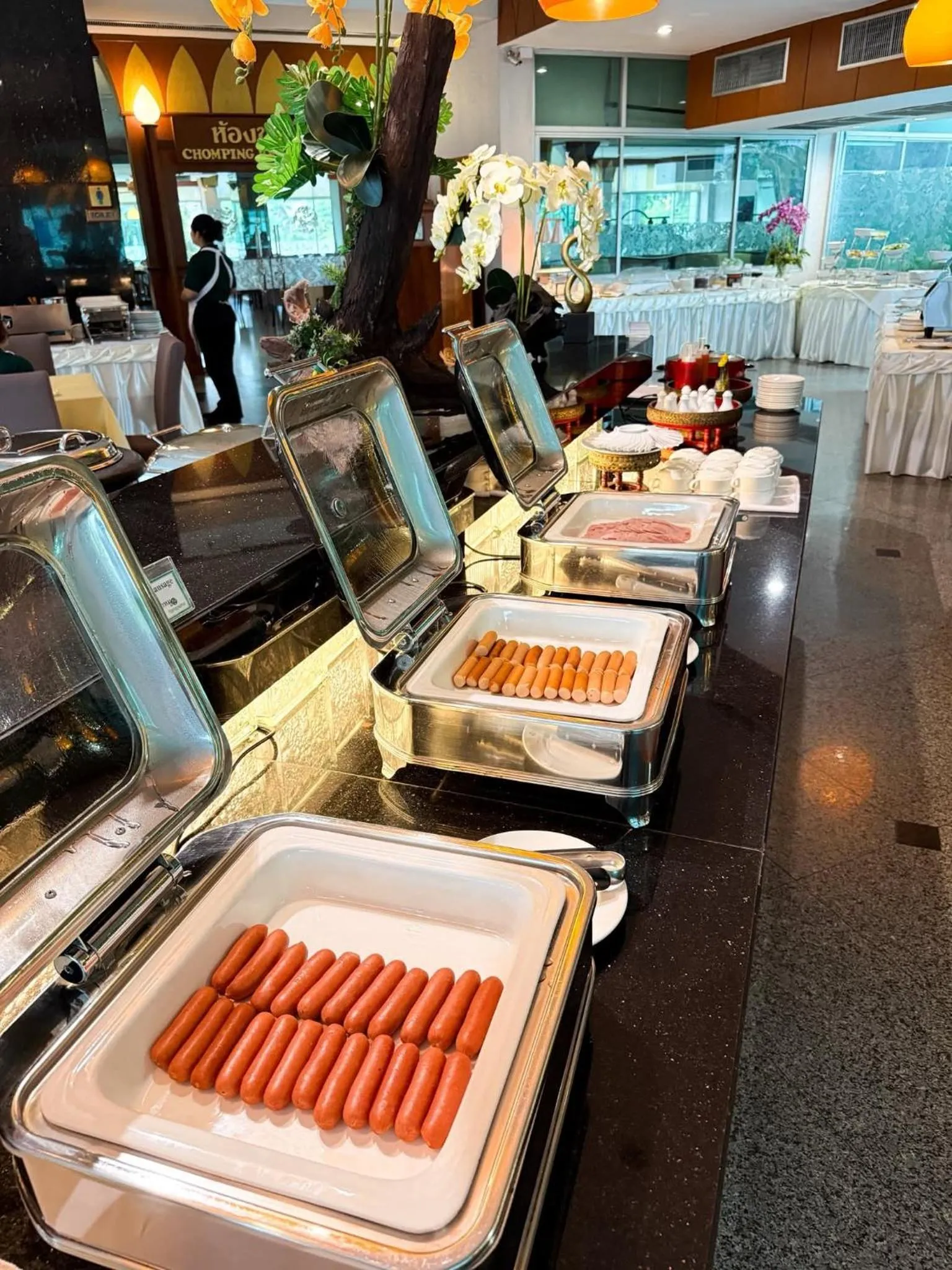 Viang Tak Riverside Hotel