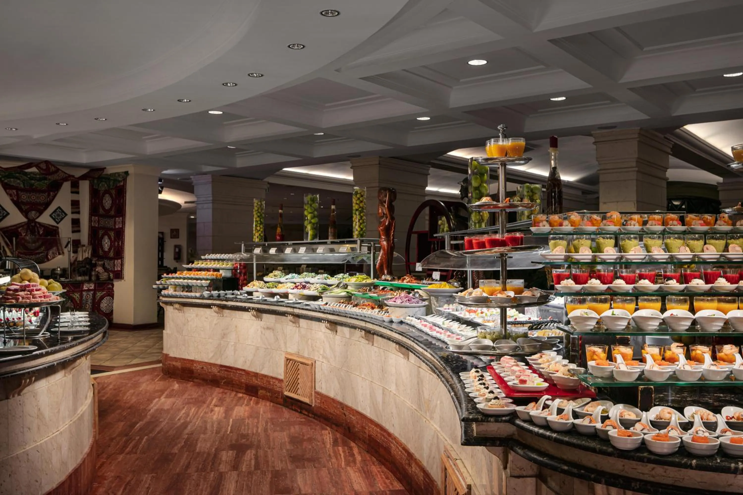 Restaurant/places to eat in Palm Royale Resort - Soma Bay