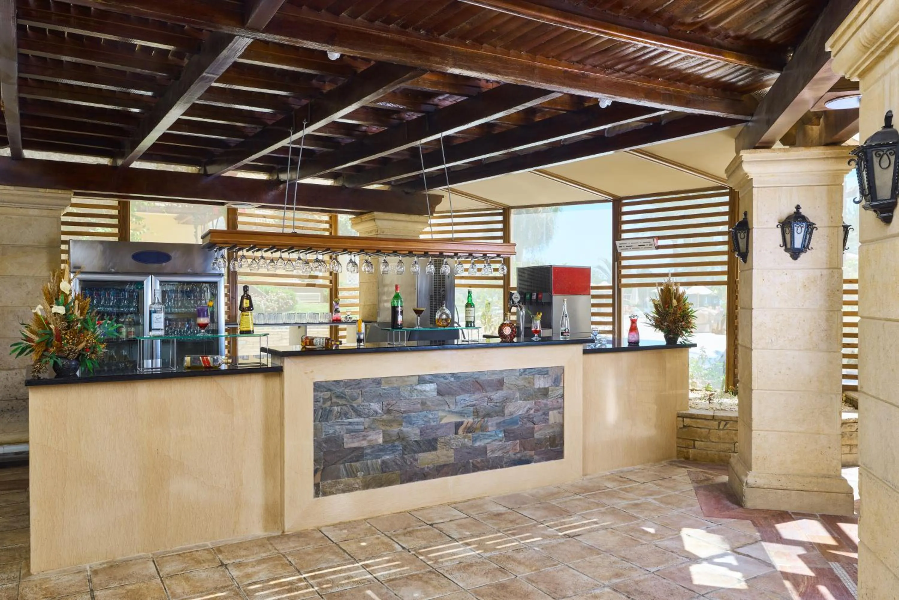 Restaurant/places to eat in Palm Royale Resort - Soma Bay