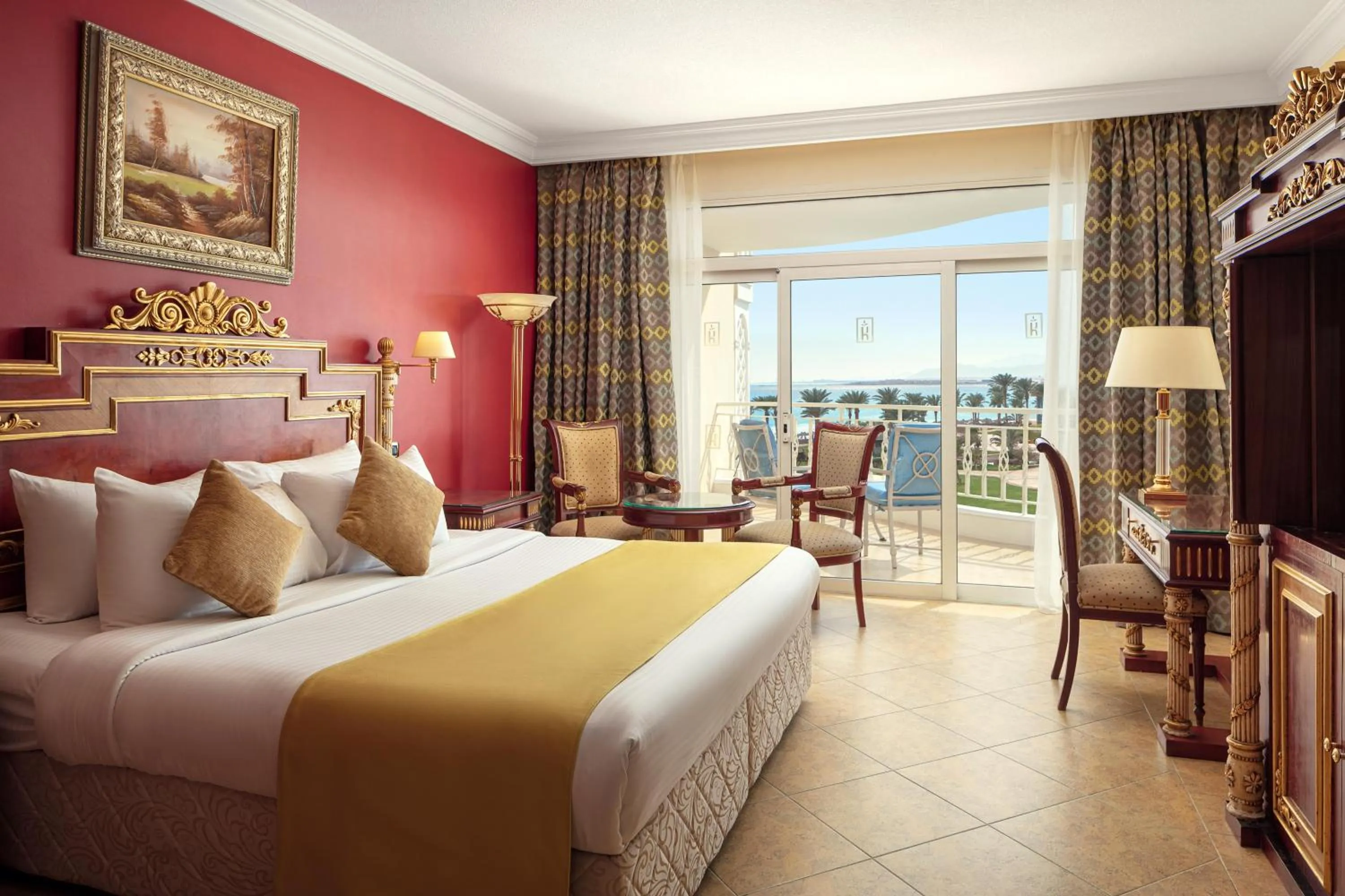 TV and multimedia, Bed in Palm Royale Resort - Soma Bay