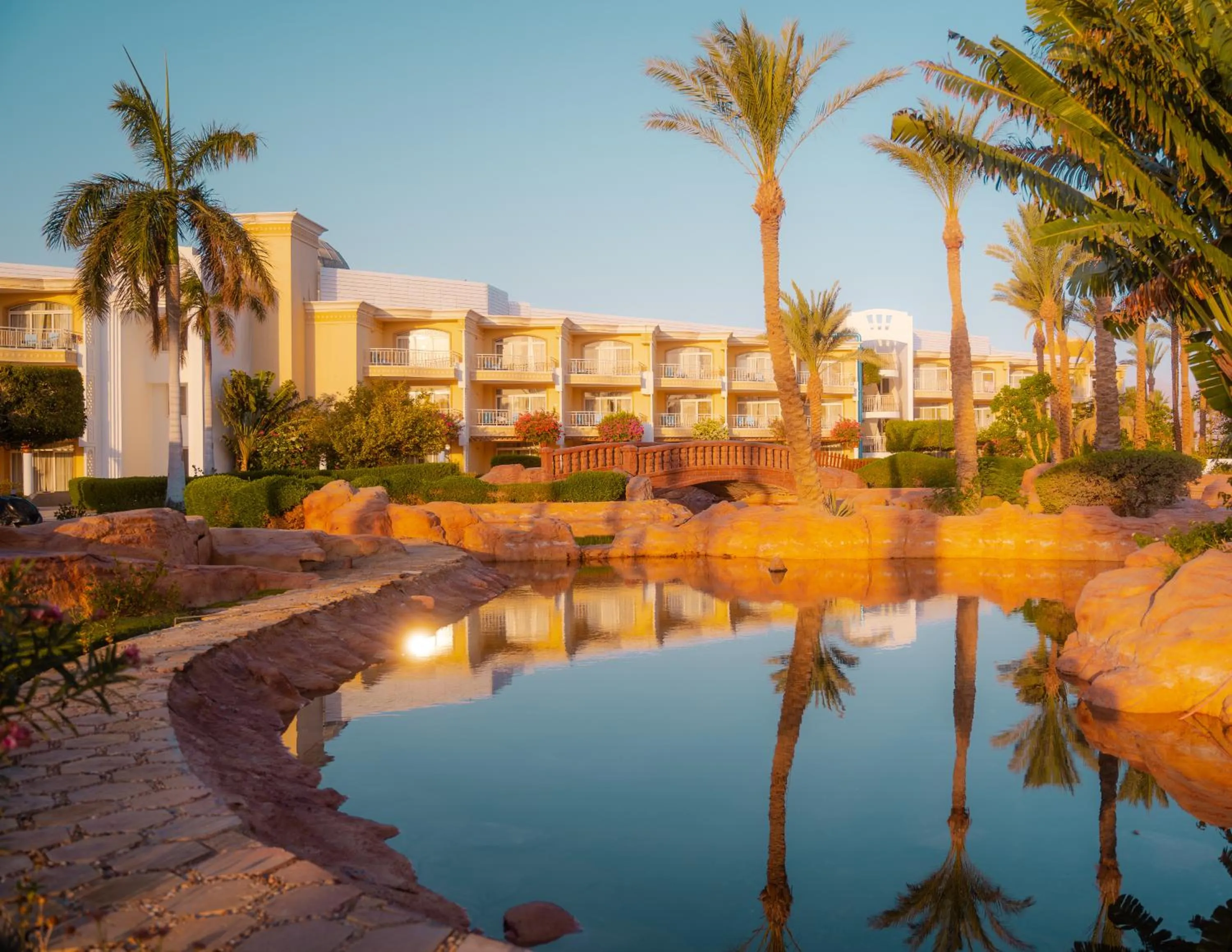 Property building in Palm Royale Resort - Soma Bay