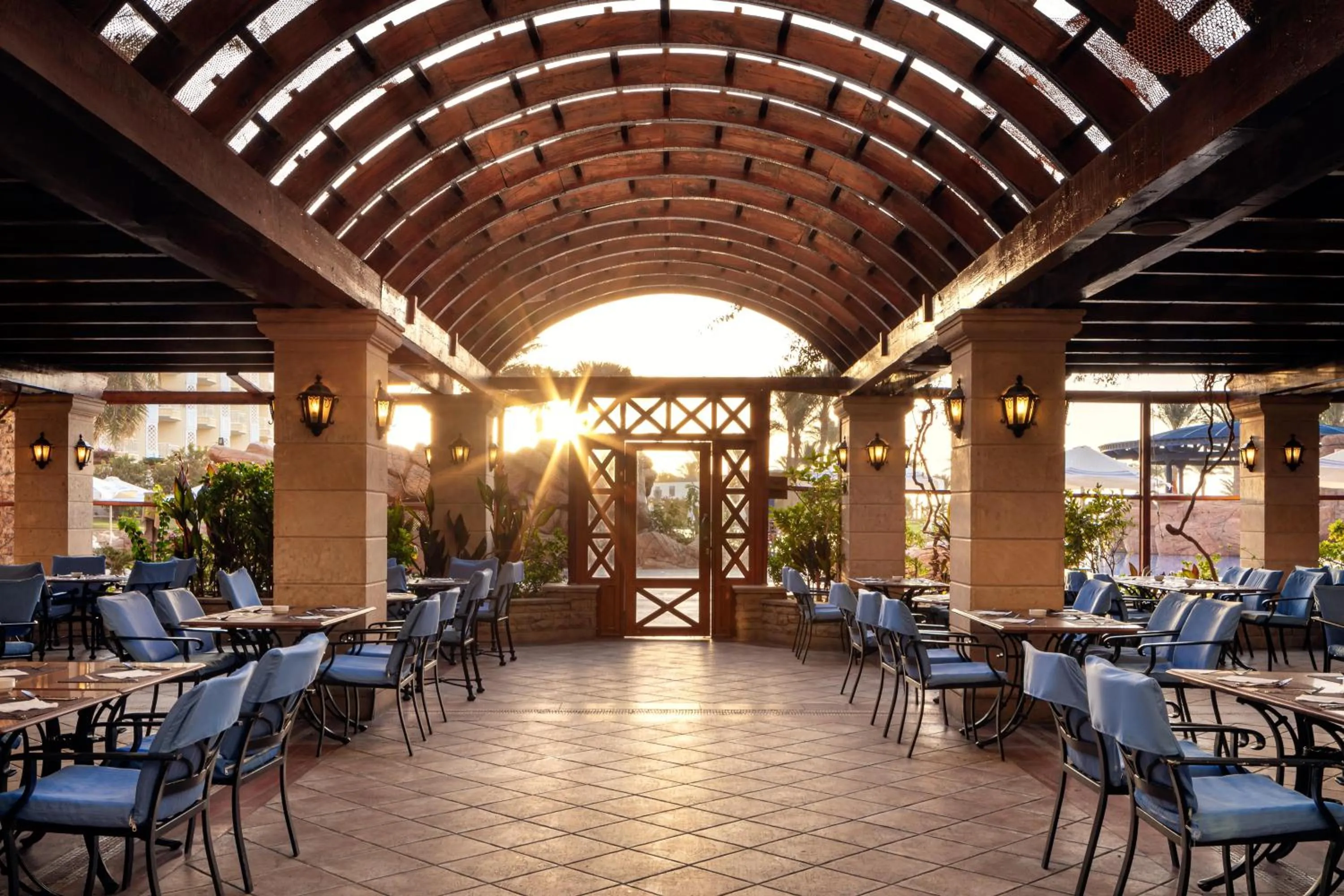 Restaurant/places to eat in Palm Royale Resort - Soma Bay