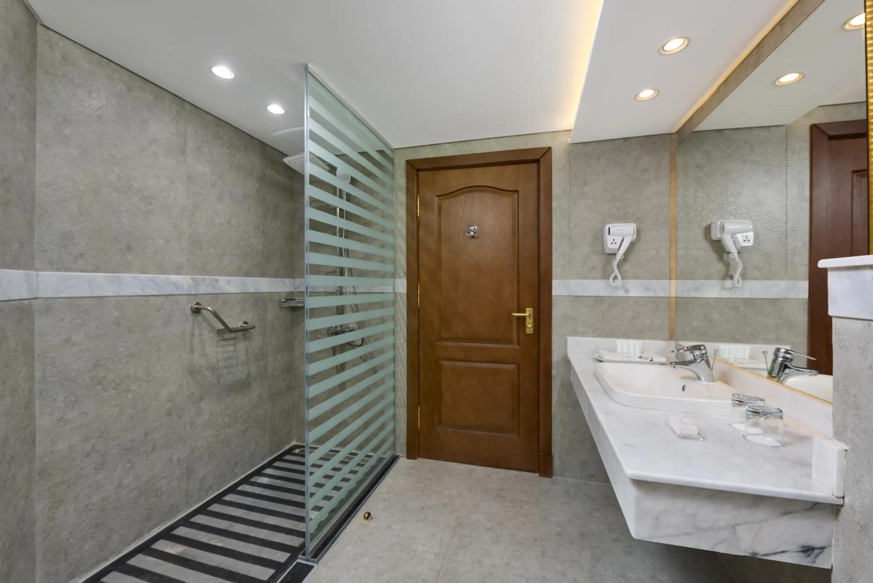 Bathroom in Palm Royale Resort - Soma Bay