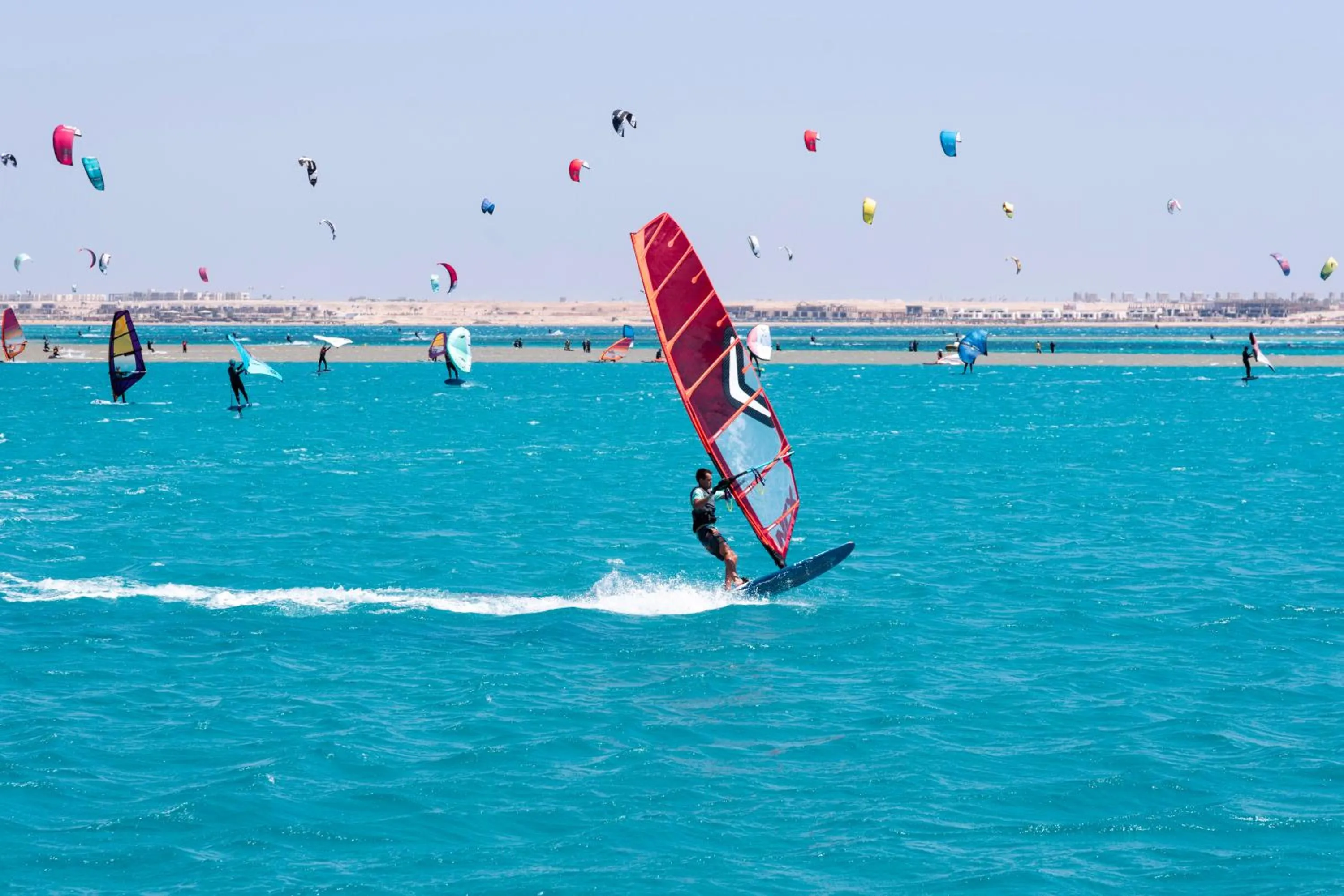 Windsurfing in Palm Royale Resort - Soma Bay