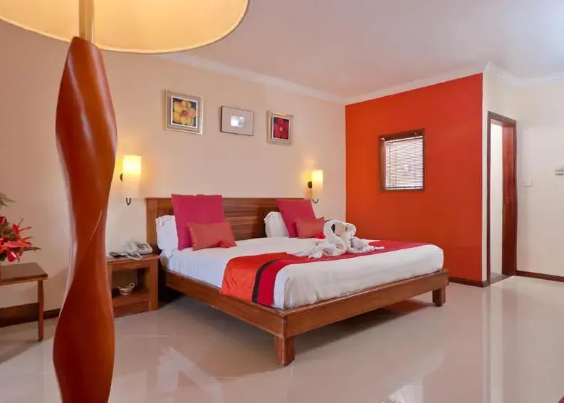 Bed in Jalsa Beach Hotel & Spa