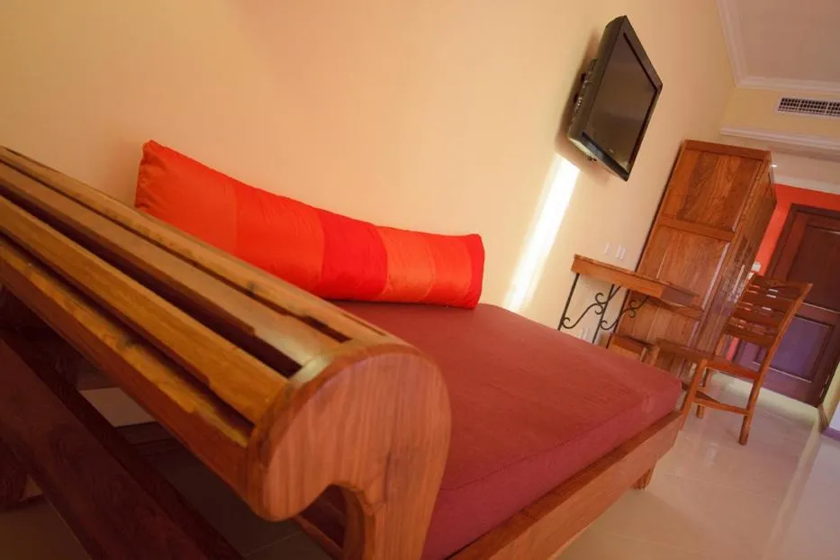 Jalsa Beach Hotel & Spa