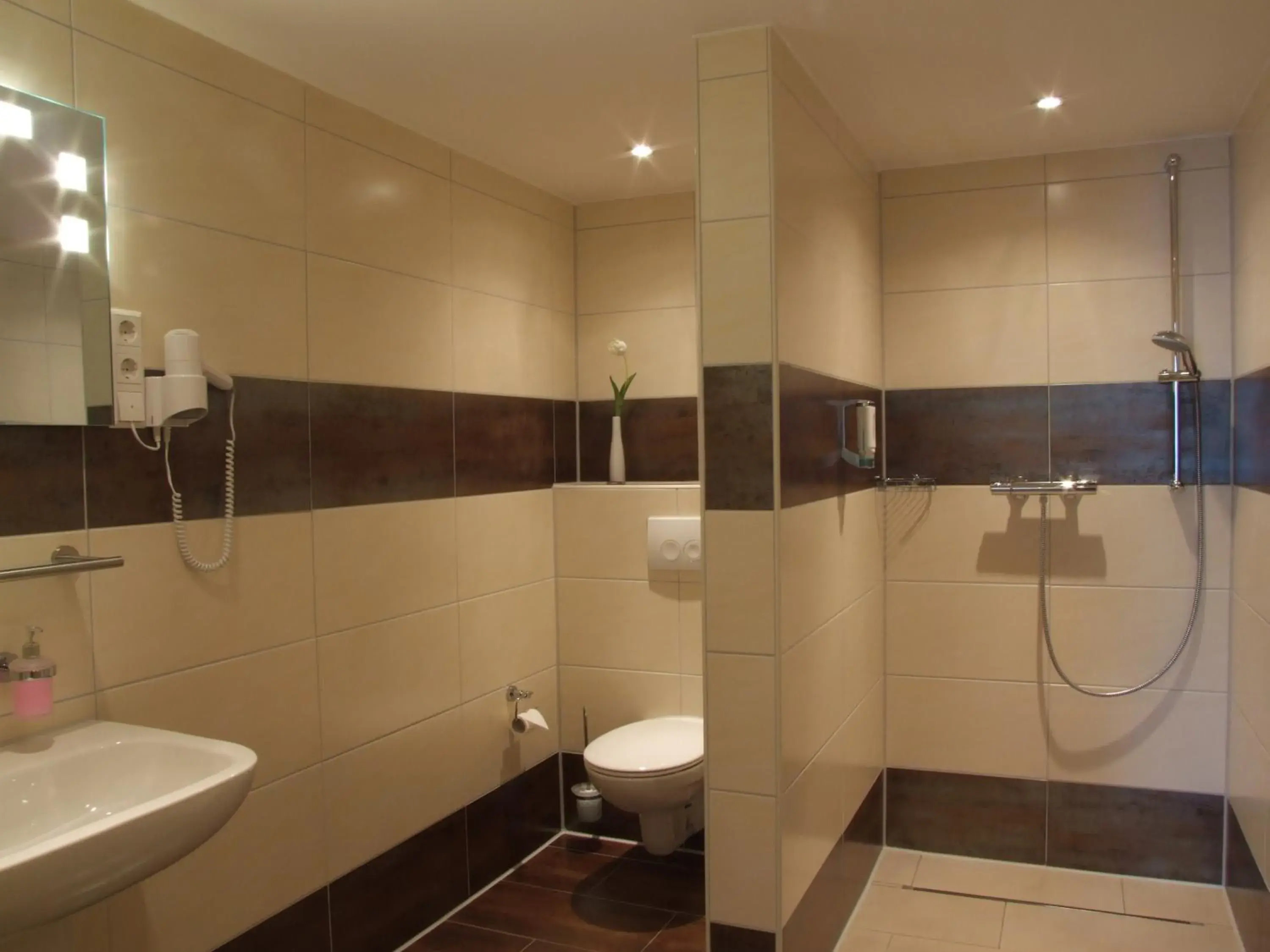 Double Room in Boutique Hotel Wolfsburg Double Room in Boutique Hotel Wolfsburg