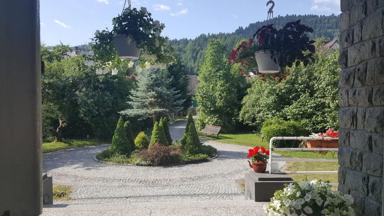 Garden in Willa Granit