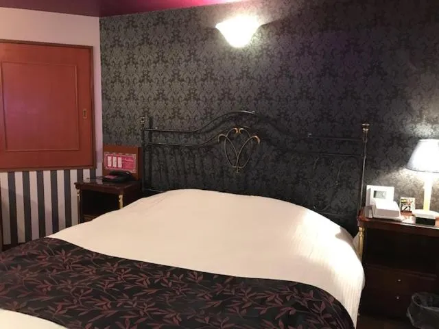 Bed in Hotel Fairy Tale (Adult Only)