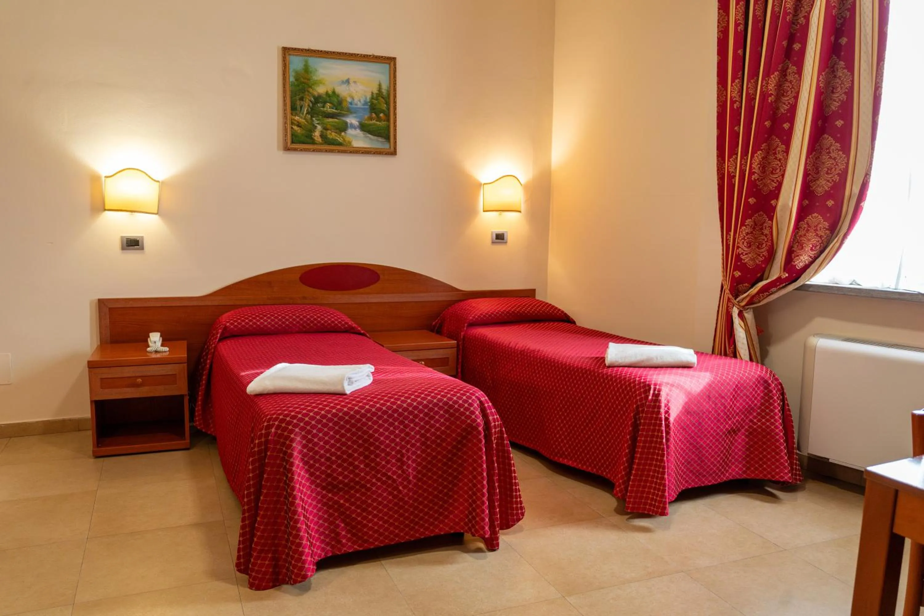 Bedroom, Bed in Hotel Cavour Resort