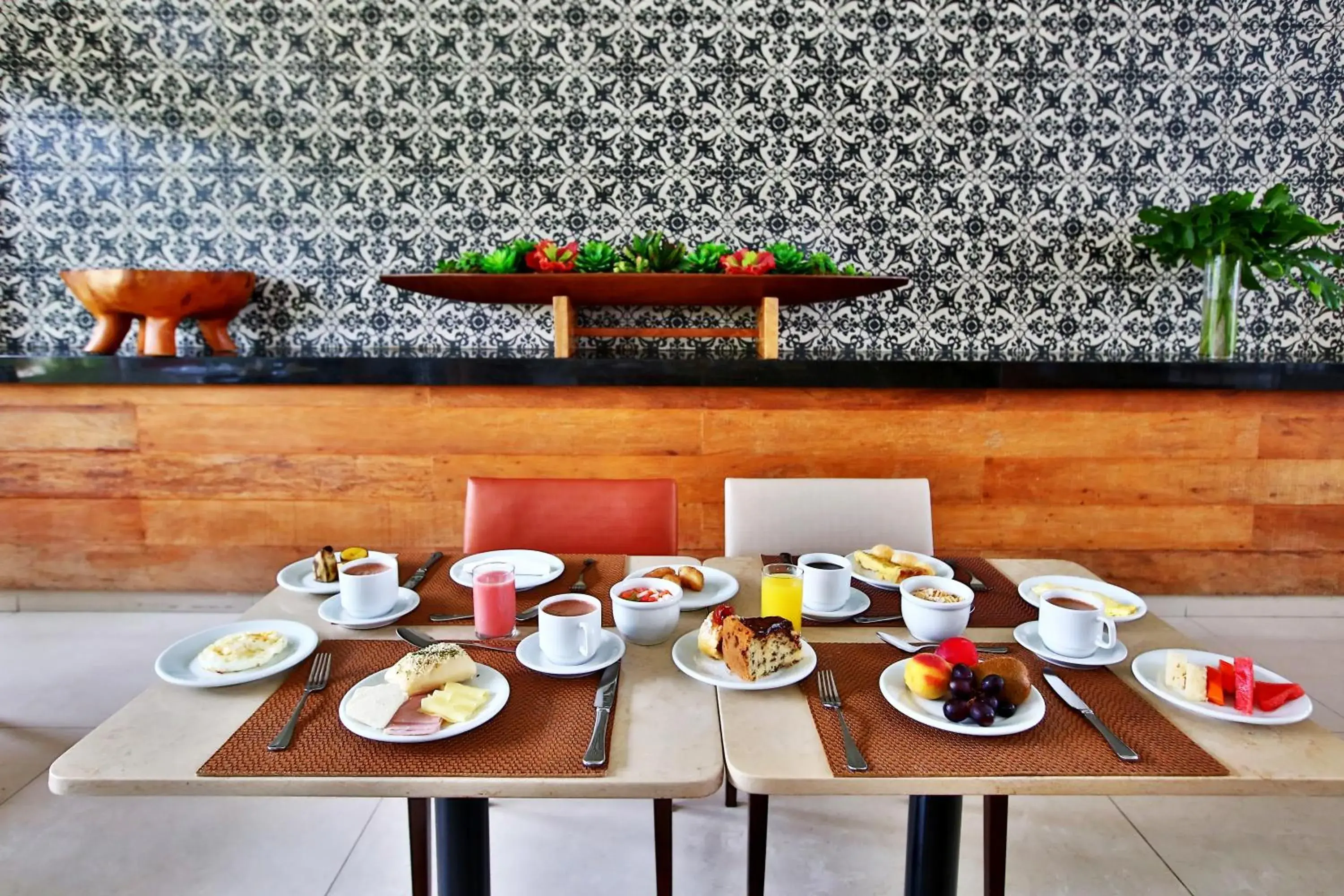 Property building in Quality Hotel & Suítes São Salvador Property building in Quality Hotel & Suítes São Salvador