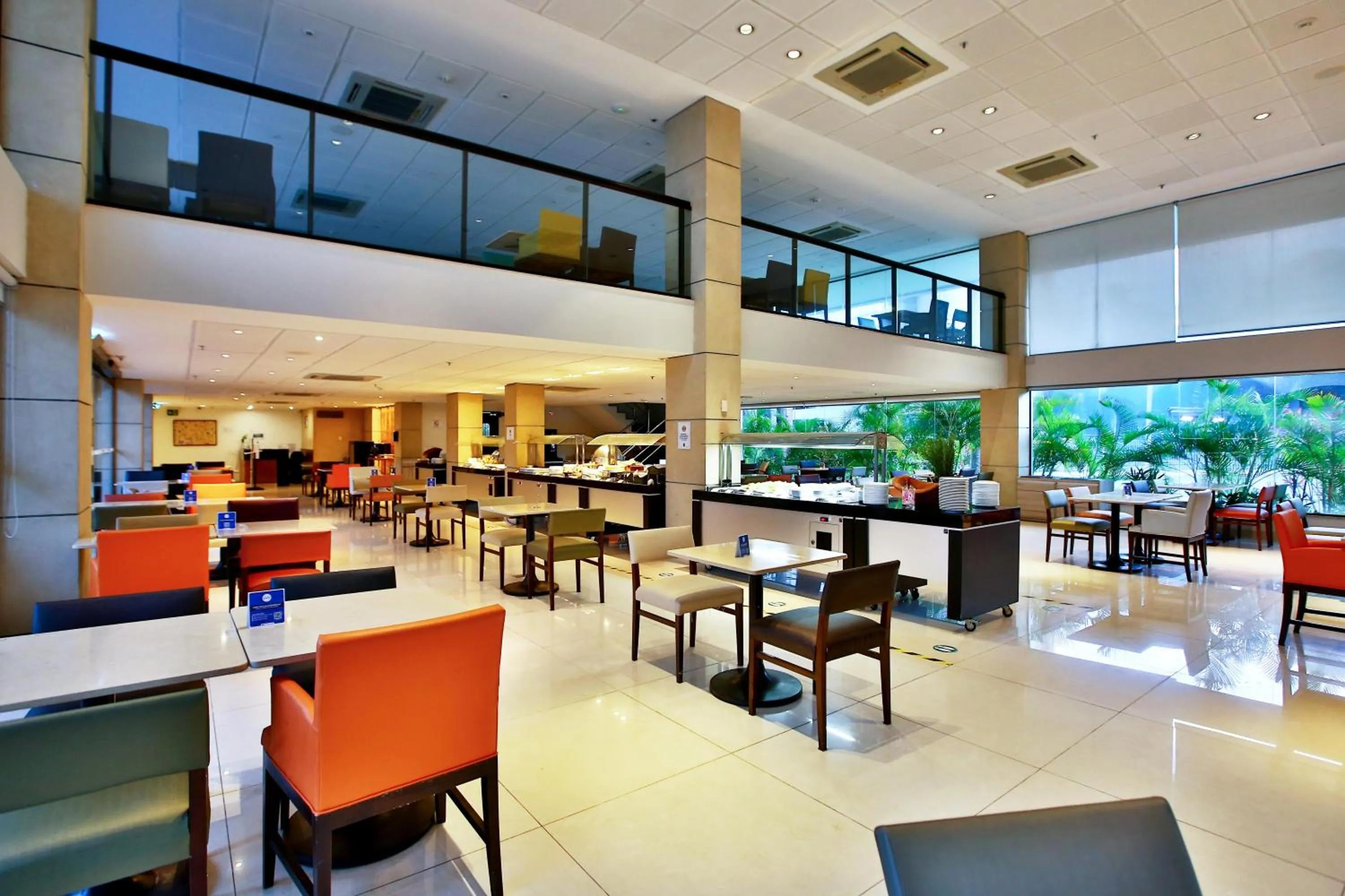 Restaurant/places to eat in Quality Hotel & Suítes São Salvador