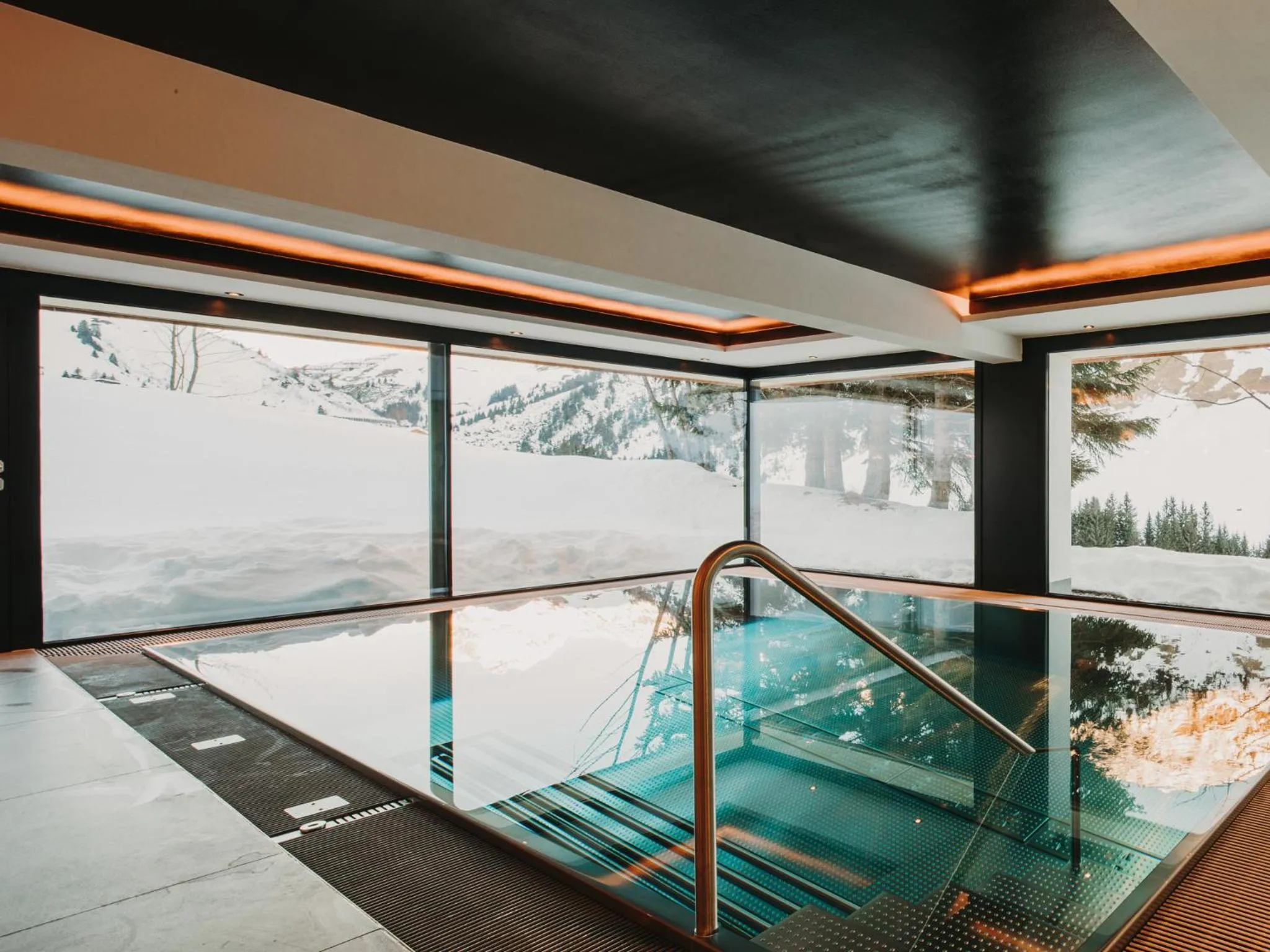 Swimming pool in Alpin - Studios & Suites