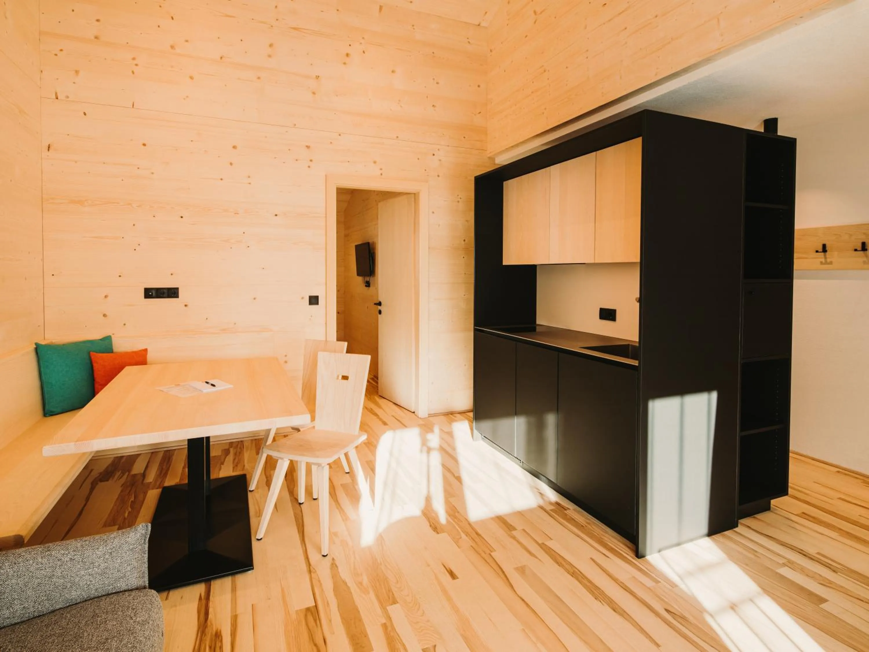 Photo of the whole room in Alpin - Studios & Suites