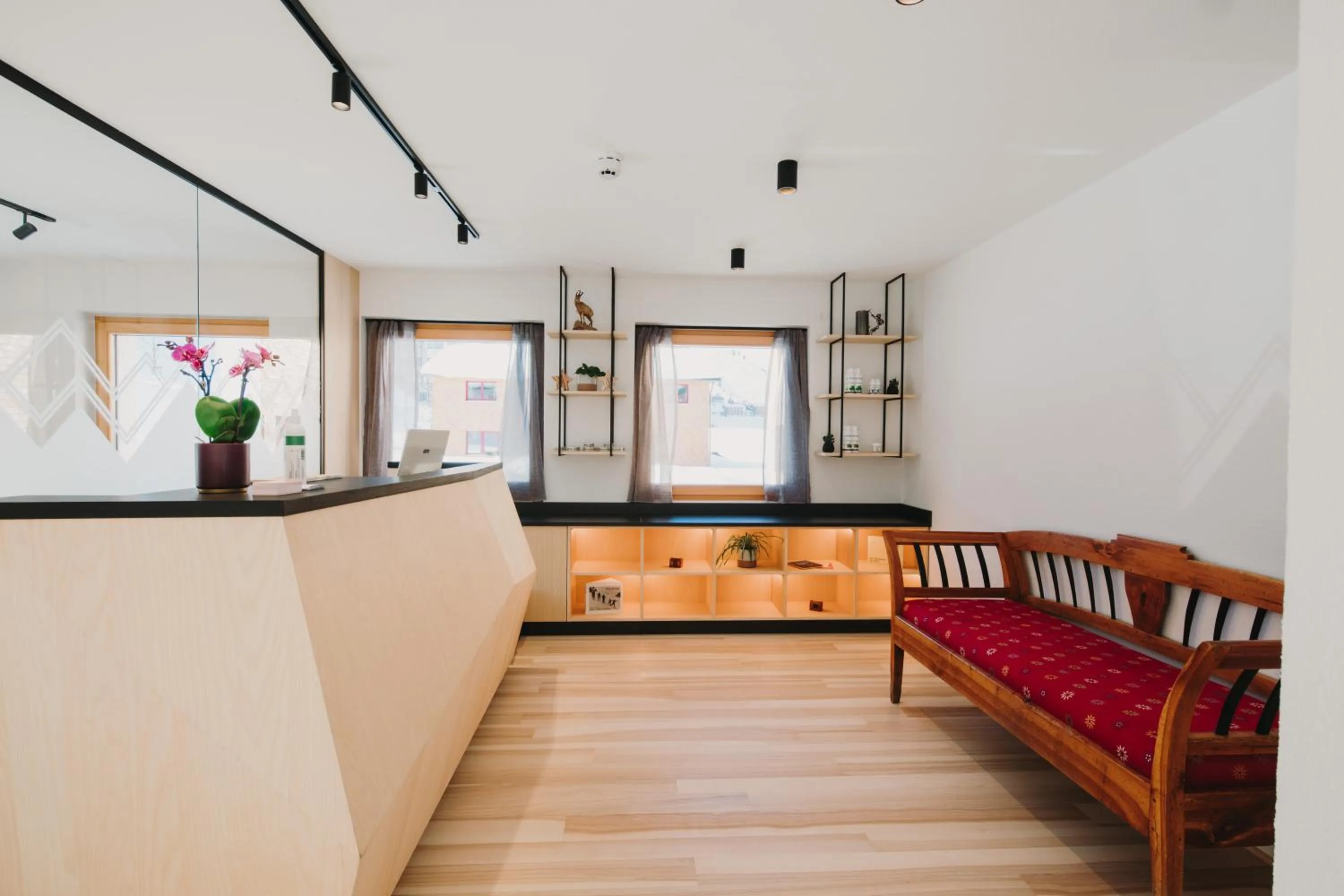 Lobby or reception in Alpin - Studios & Suites