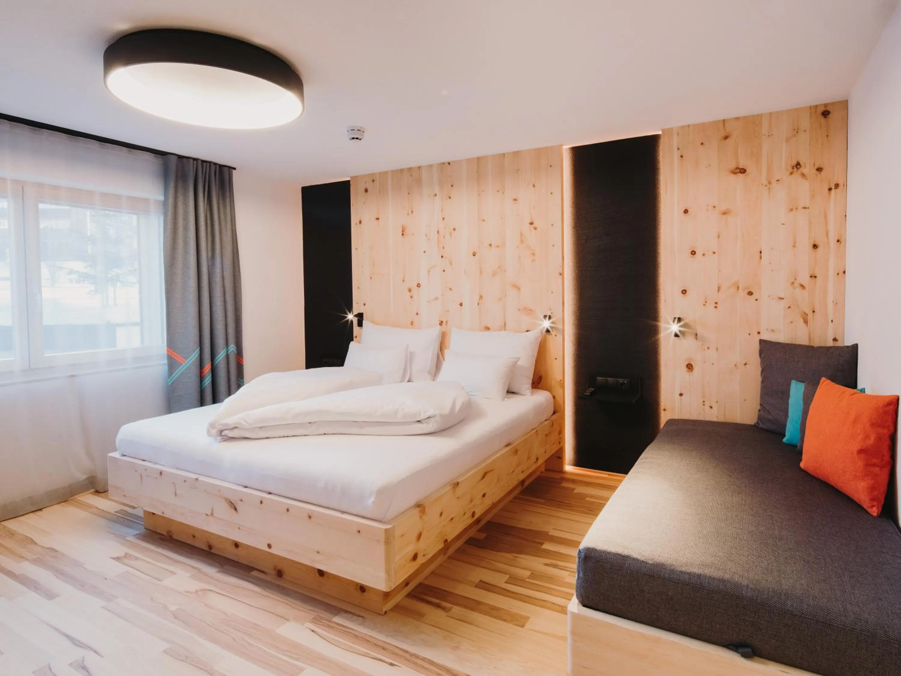 Photo of the whole room, Bed in Alpin - Studios & Suites