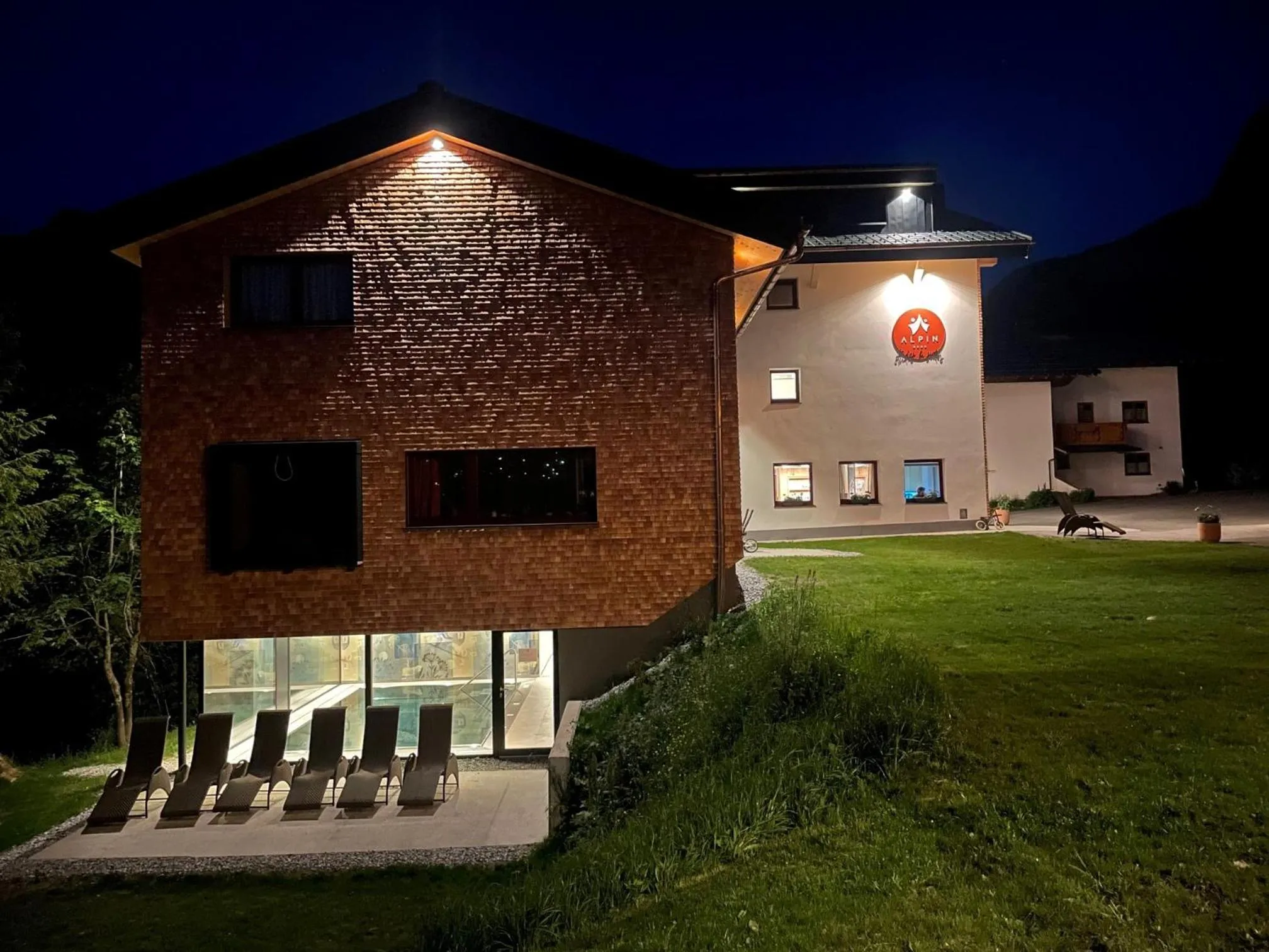 Property building in Alpin - Studios & Suites