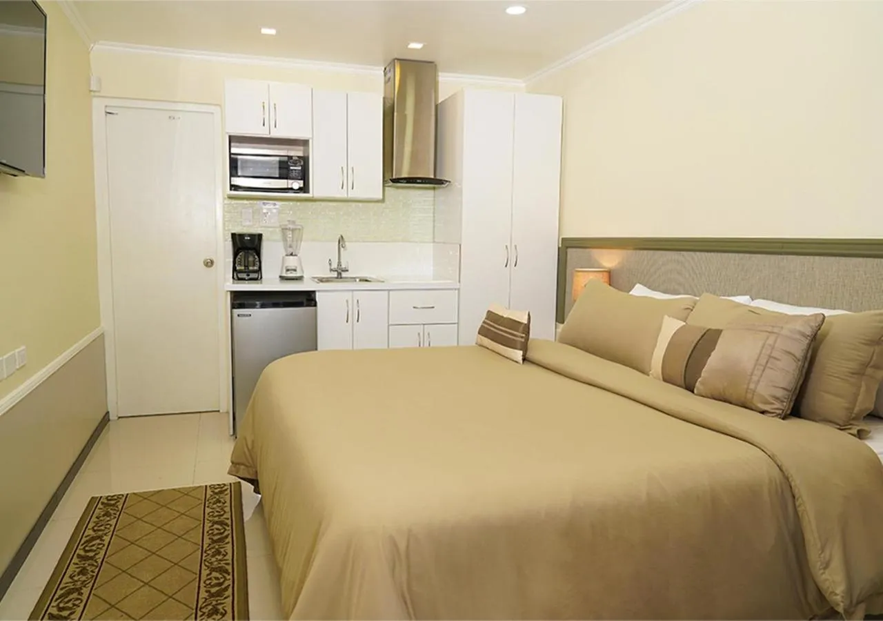 Bed in Yoyita Suites Aruba