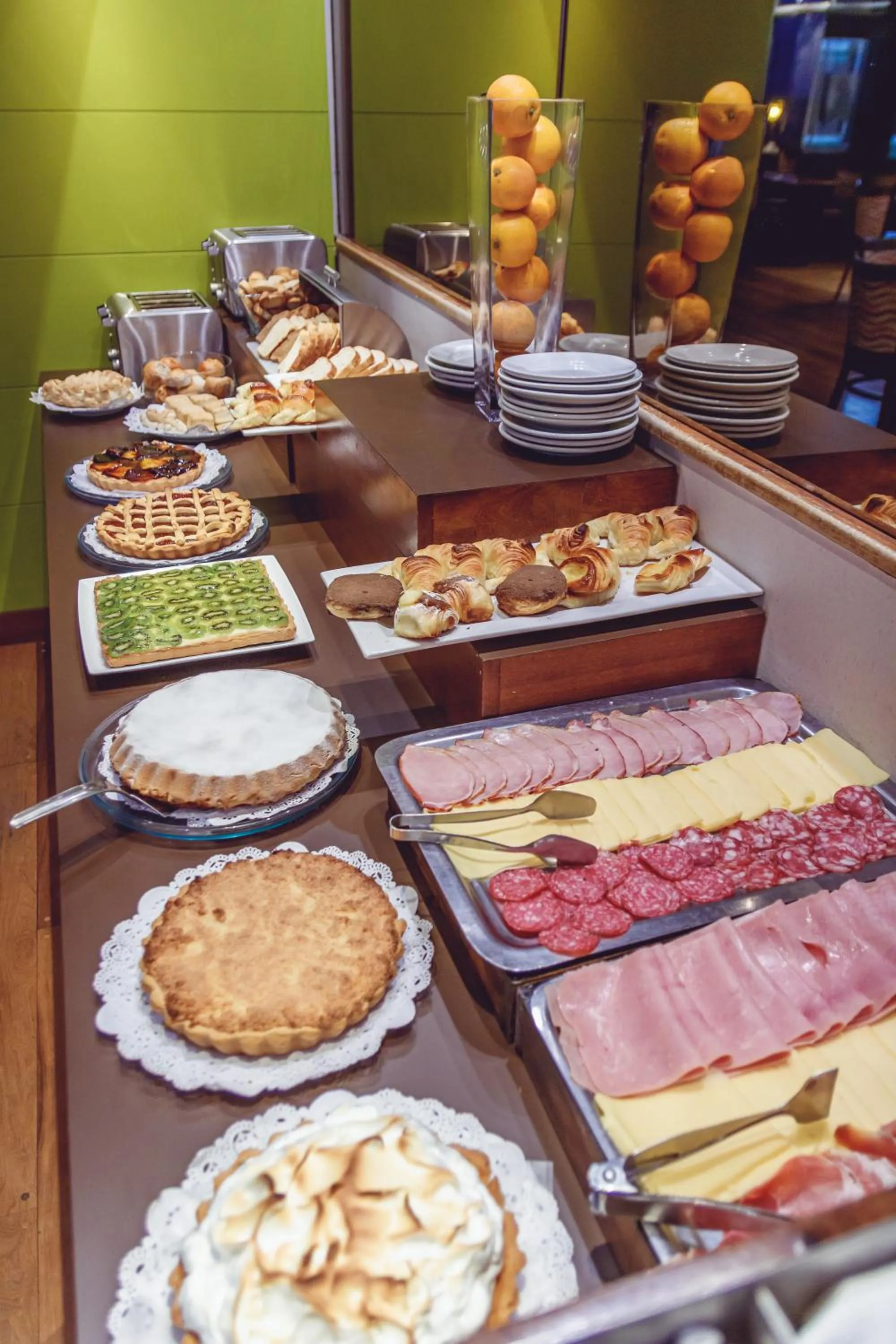 Buffet breakfast in Hotel Las Rocas