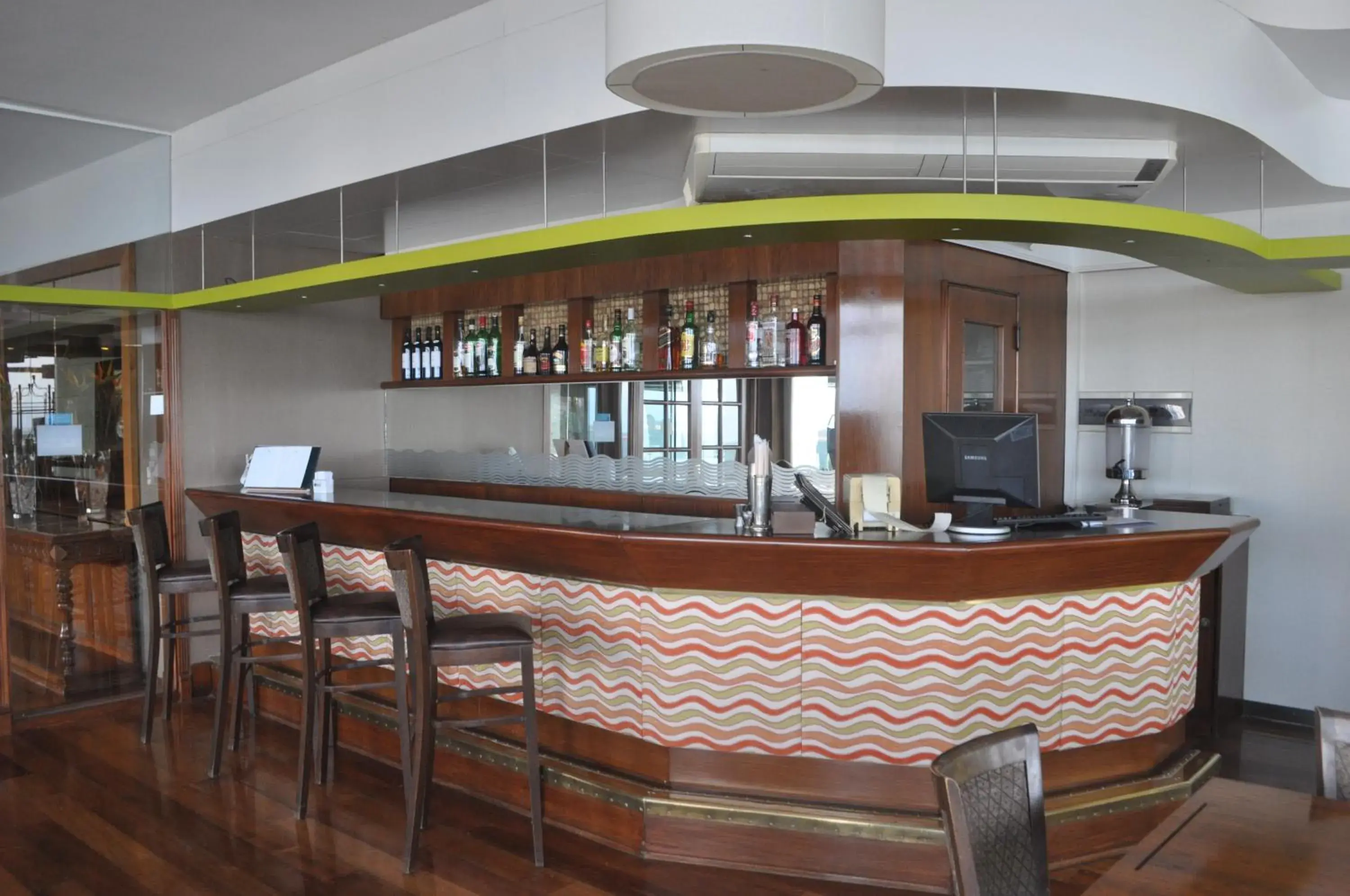 Lounge or bar in Hotel Las Rocas Lounge or bar in Hotel Las Rocas