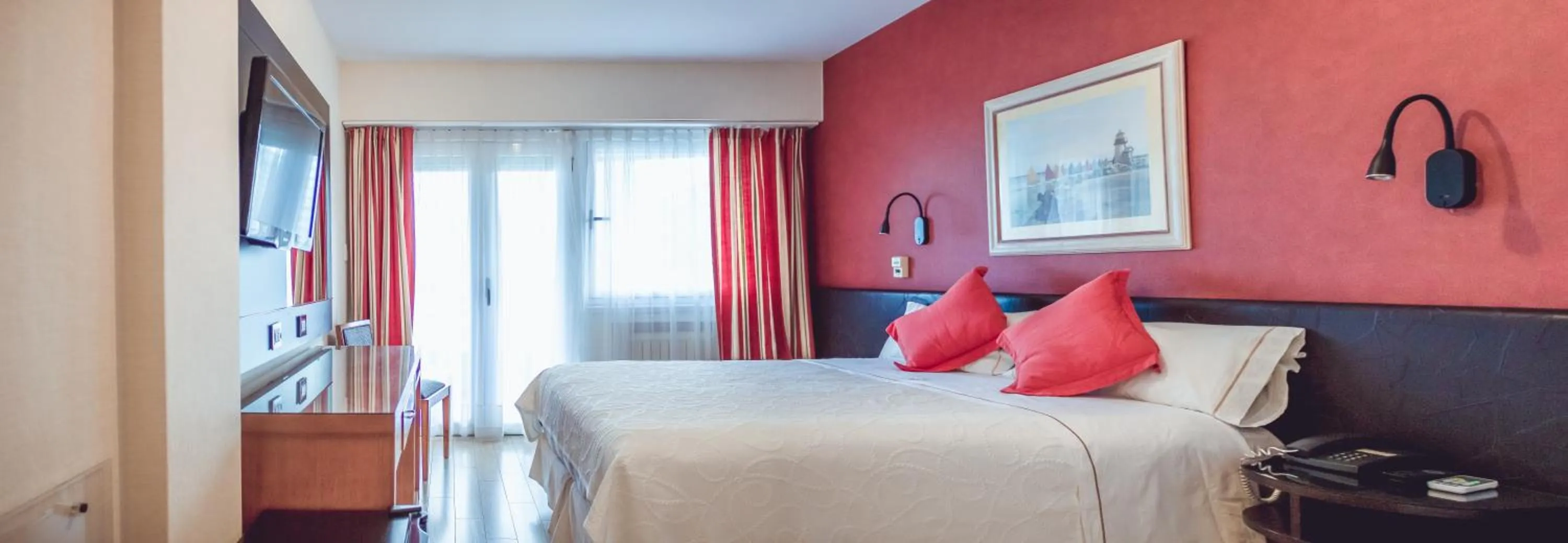 Bed in Hotel Las Rocas