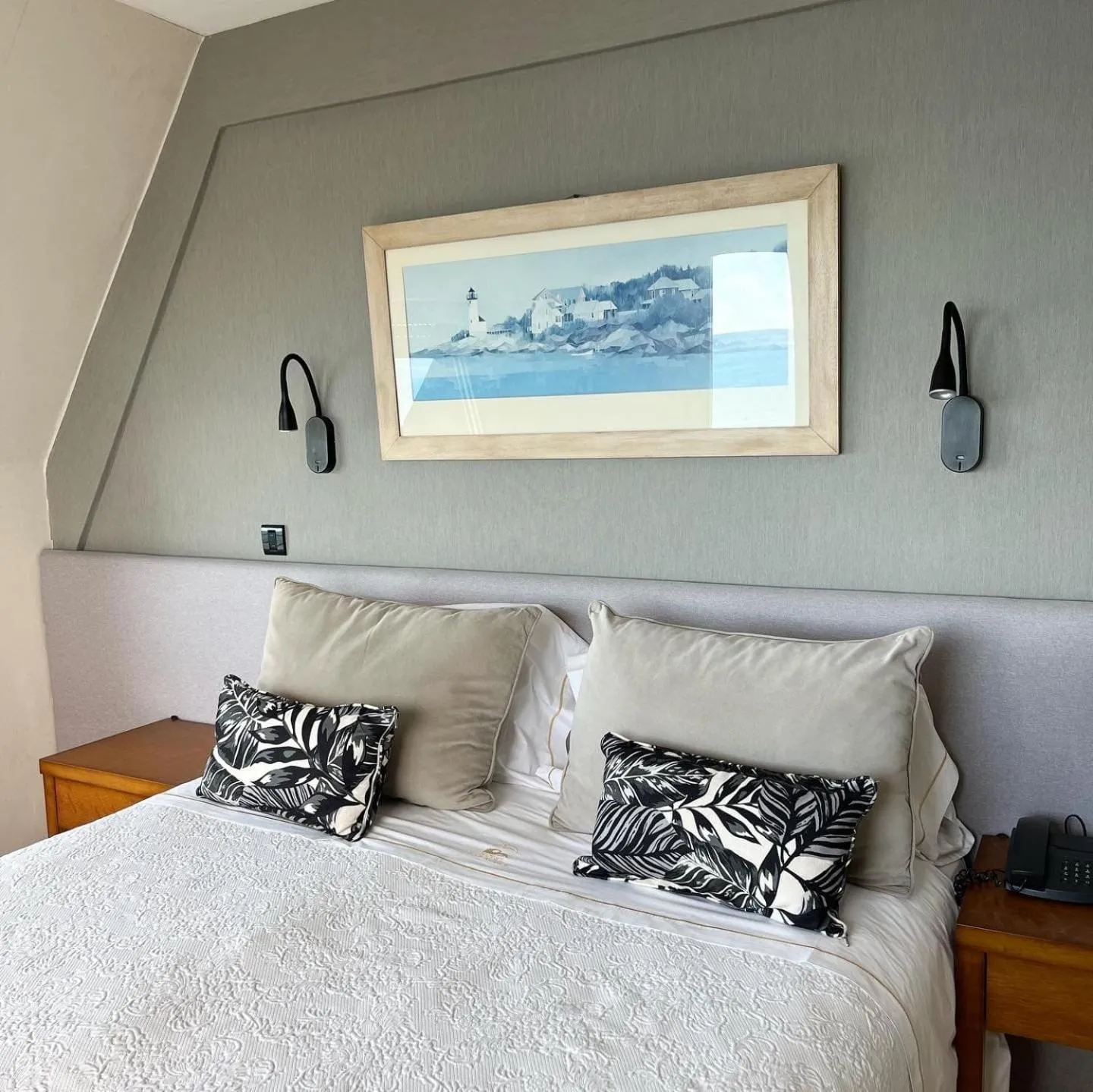 Bed in Hotel Las Rocas