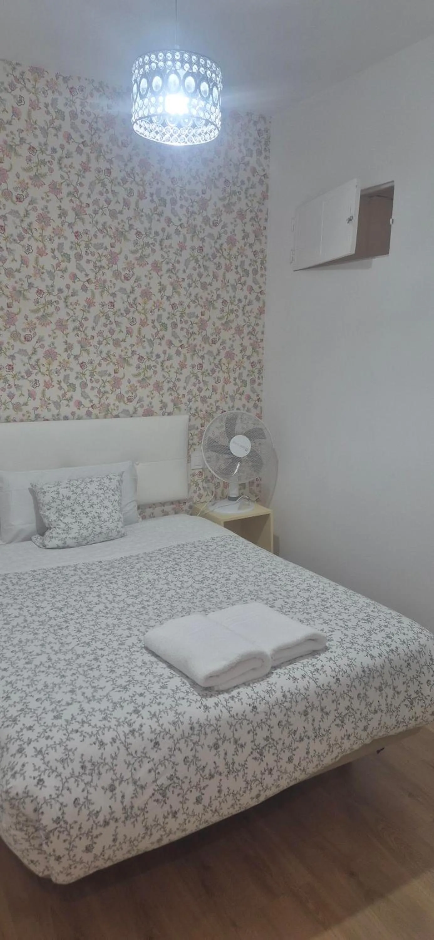 Bed in Hostal New Life Madrid