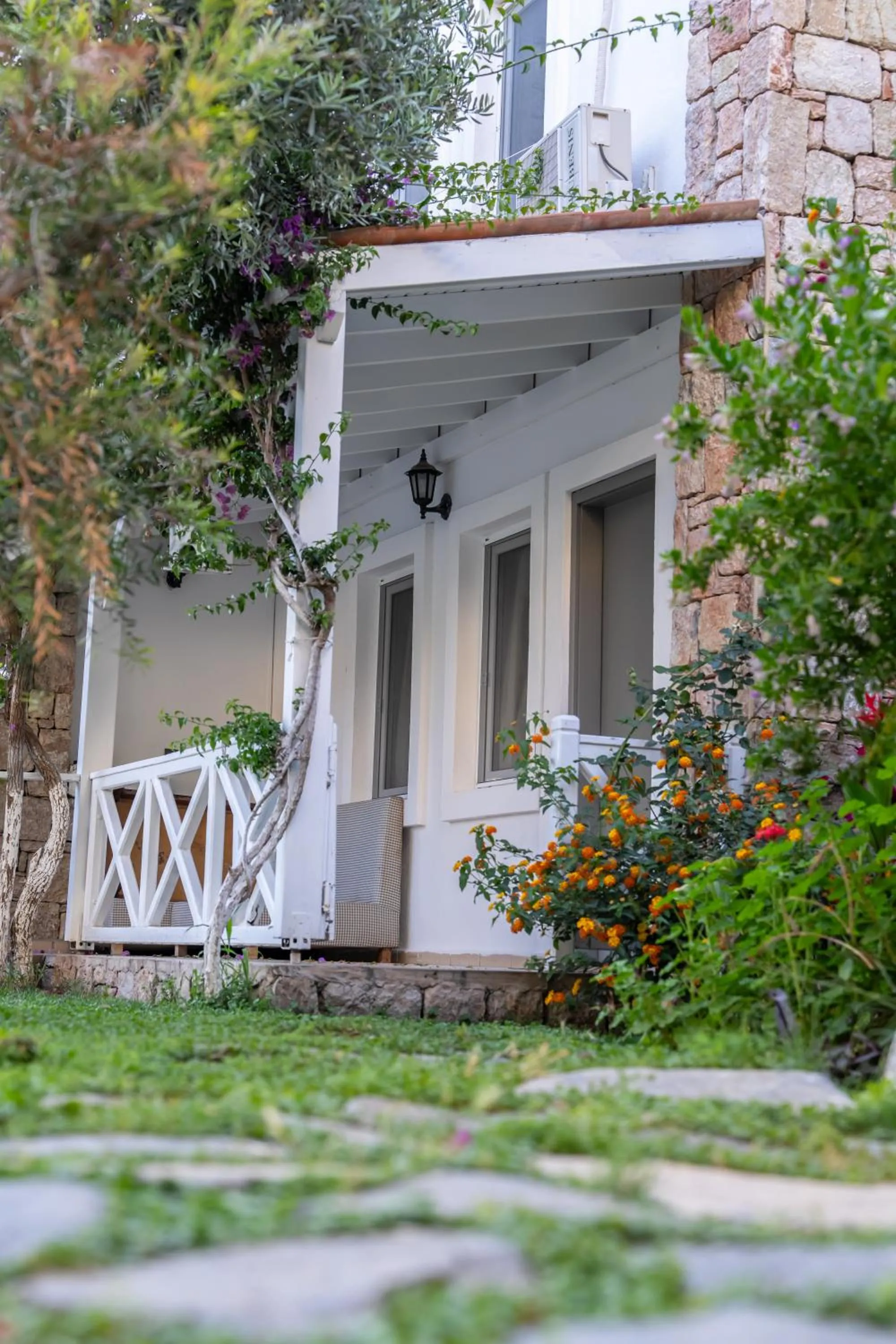 Garden in Moonshine Hotel & Suites