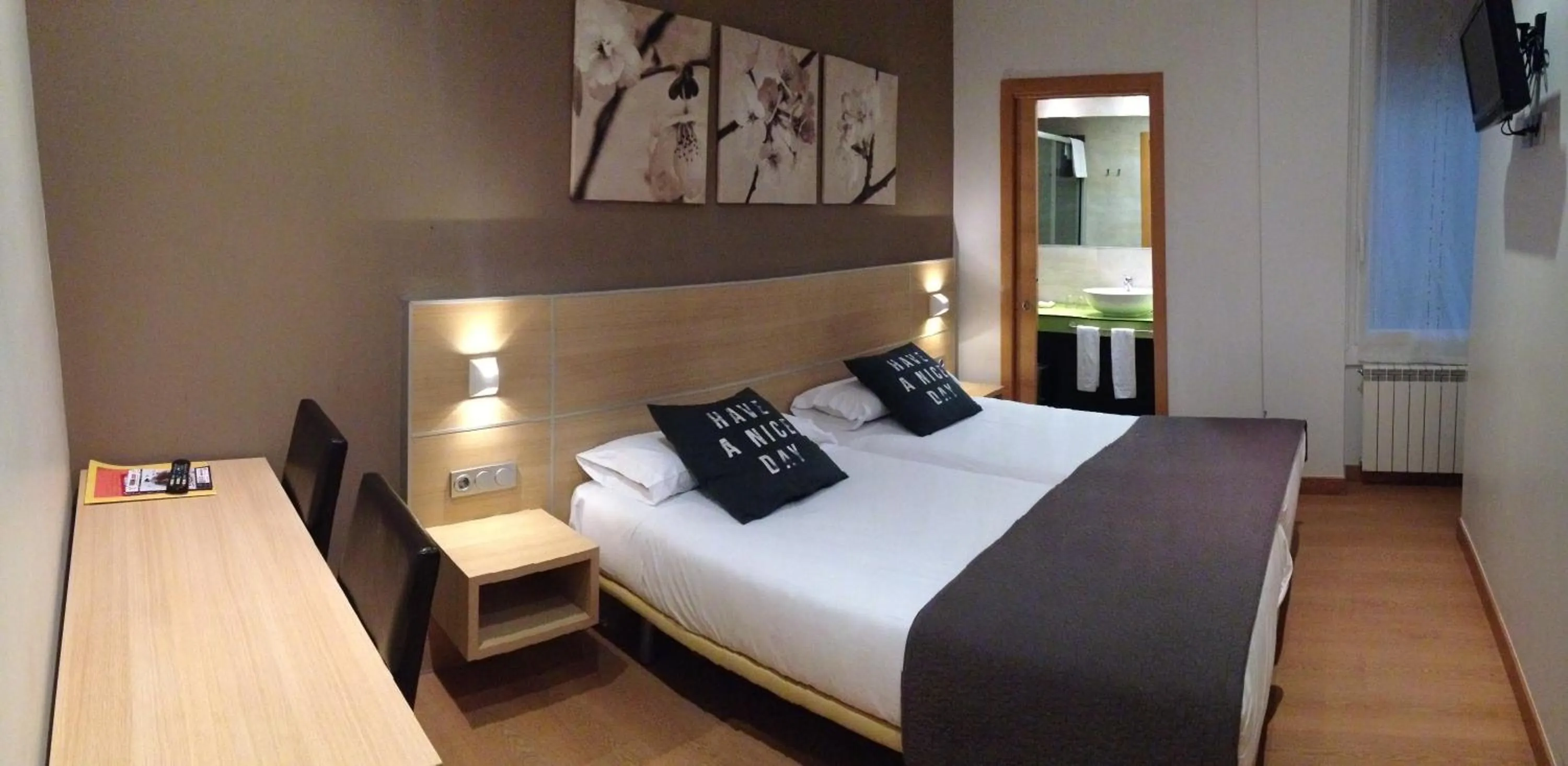 Bed in Pension Kursaal